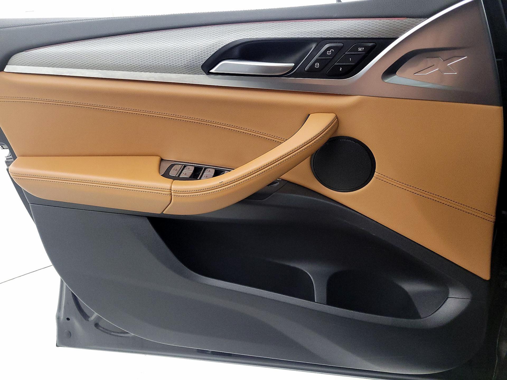 Thumbnail: 2021 BMW X3 - 10