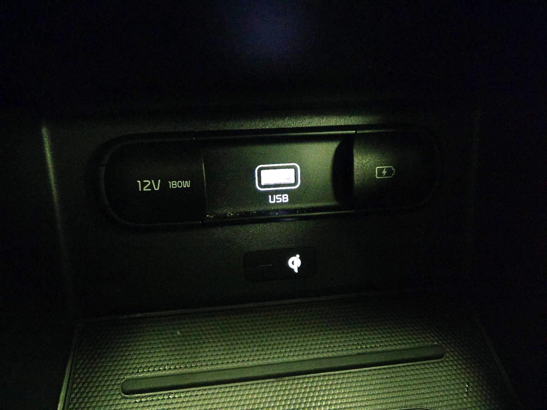 Thumbnail: 2021 Kia Telluride - 19