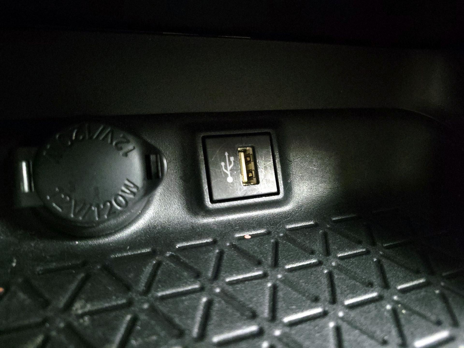 Thumbnail: 2024 Toyota RAV4 - 18