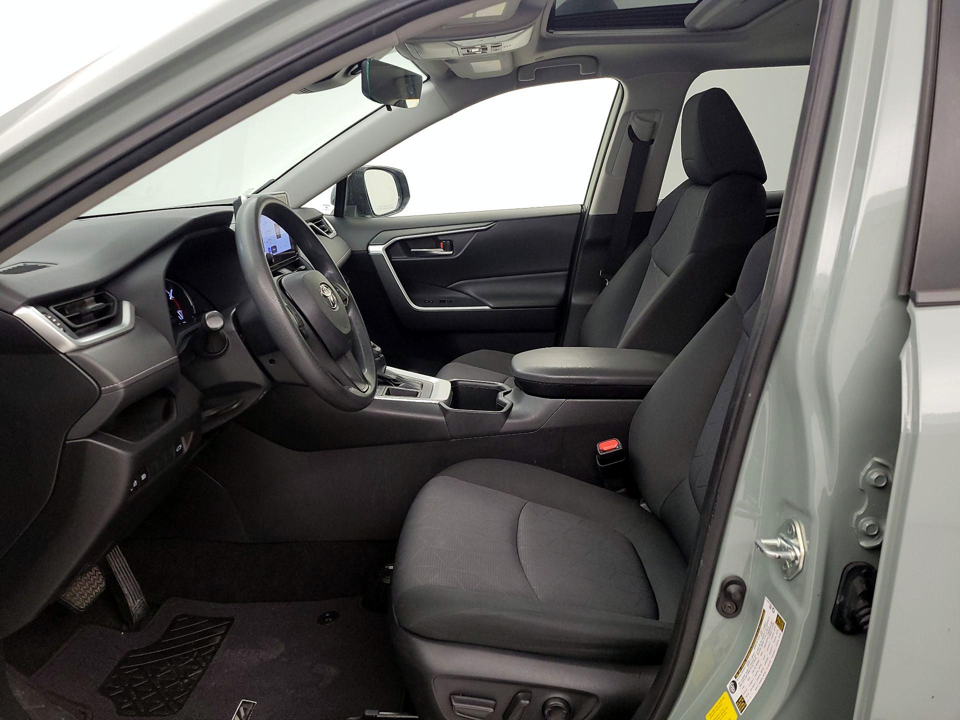 Thumbnail: 2023 Toyota RAV4 - 9