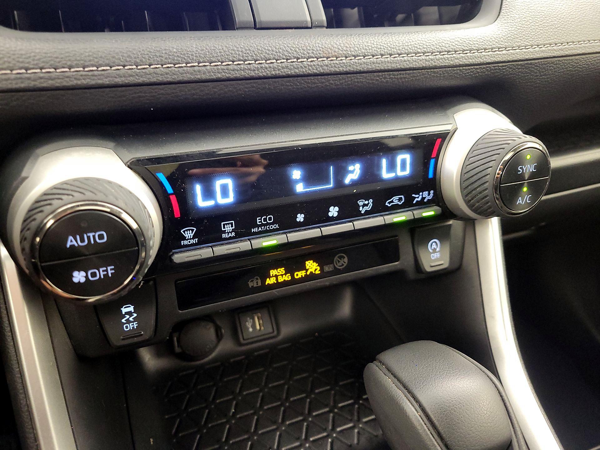 Thumbnail: 2023 Toyota RAV4 - 14