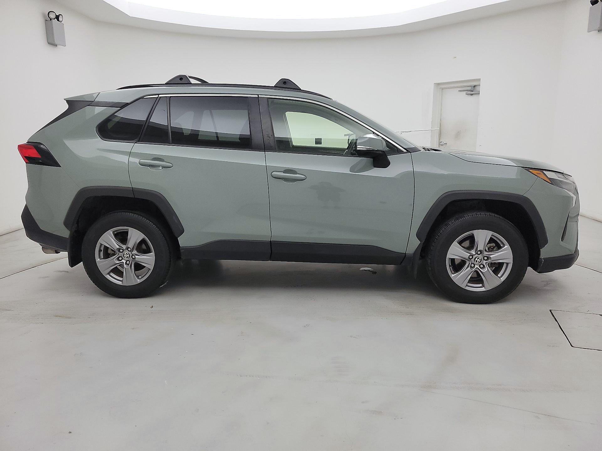 Thumbnail: 2023 Toyota RAV4 - 4