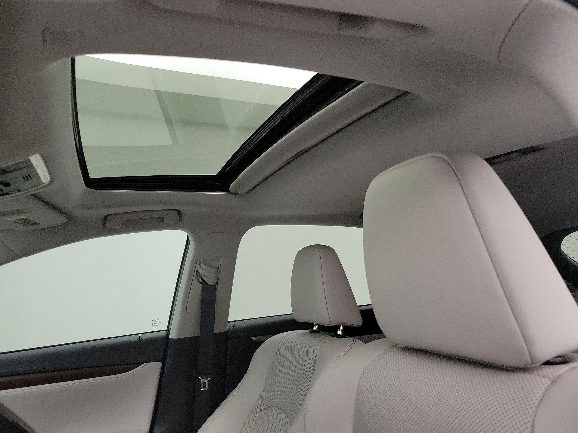 Thumbnail: 2022 Lexus RX - 18