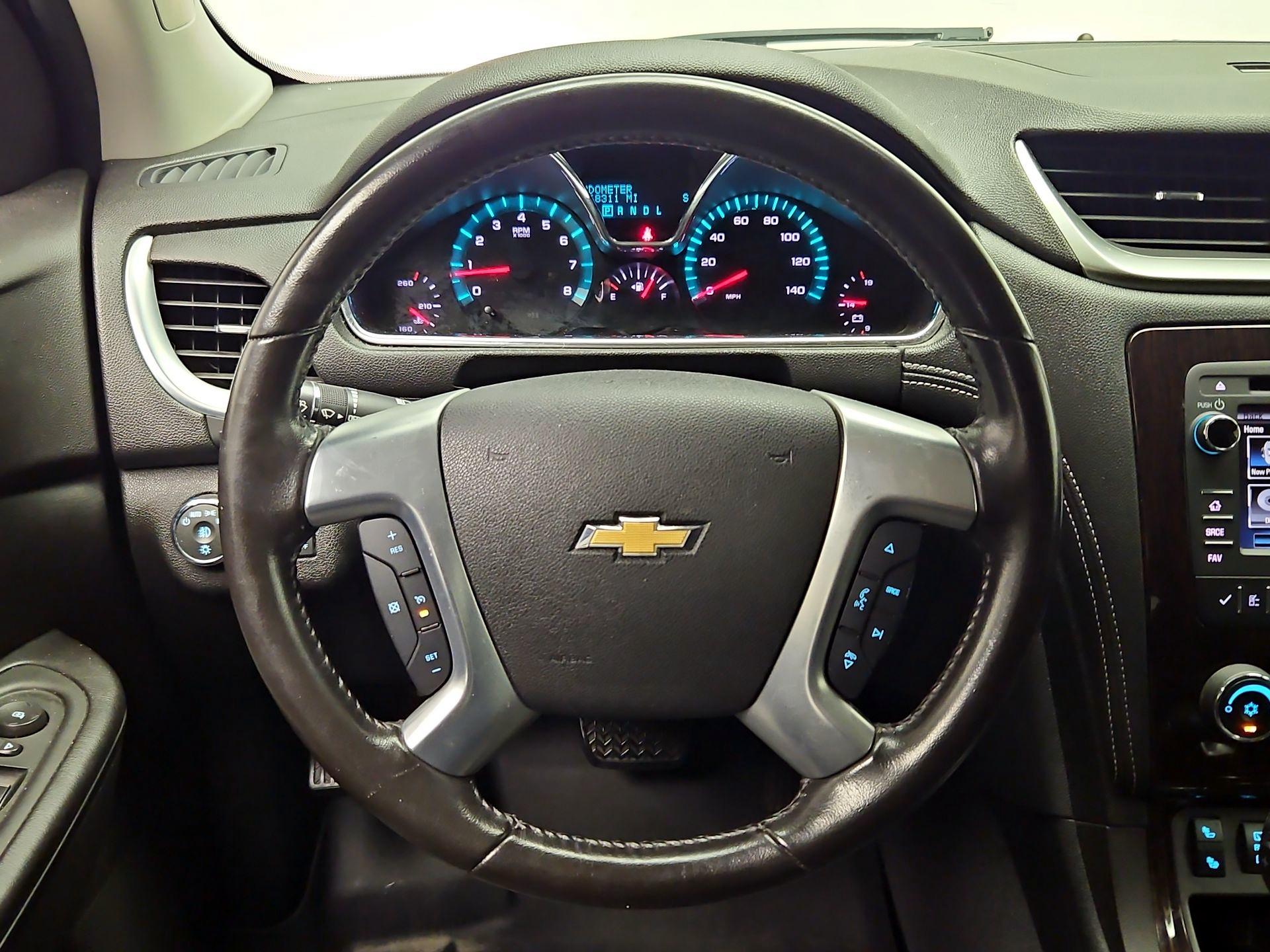 Thumbnail: 2017 Chevrolet Traverse - 10
