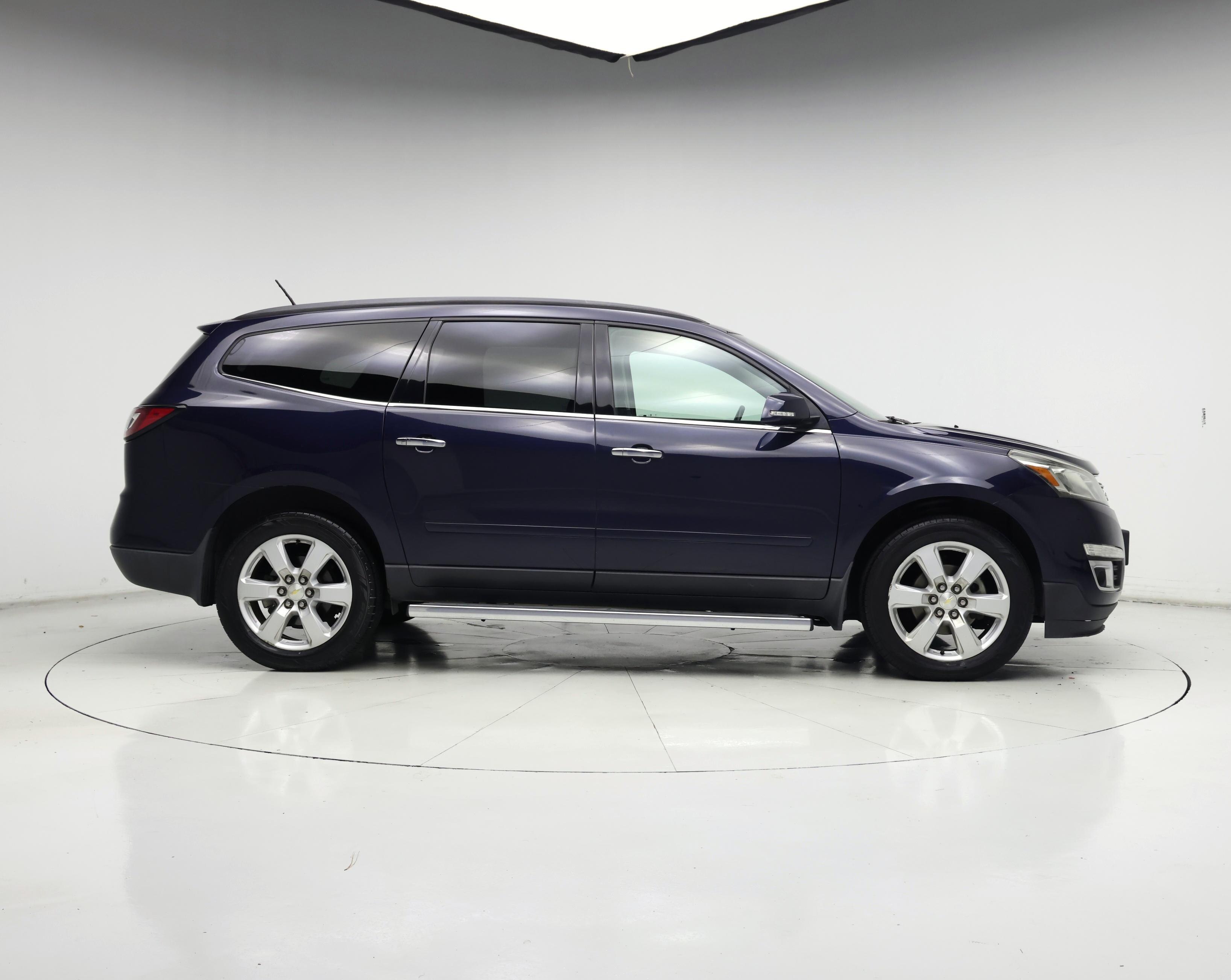 Thumbnail: 2017 Chevrolet Traverse - 7