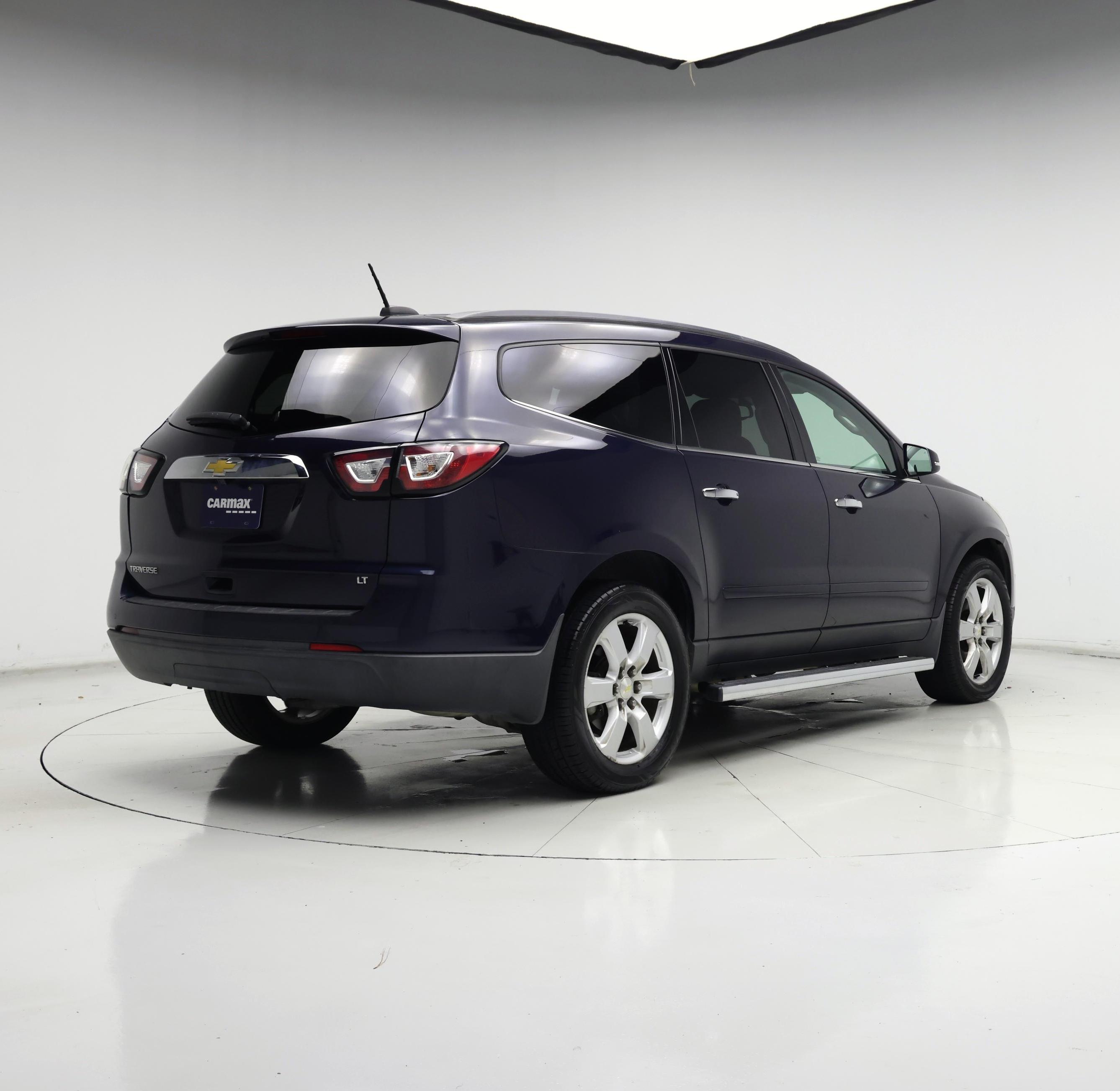 Thumbnail: 2017 Chevrolet Traverse - 8