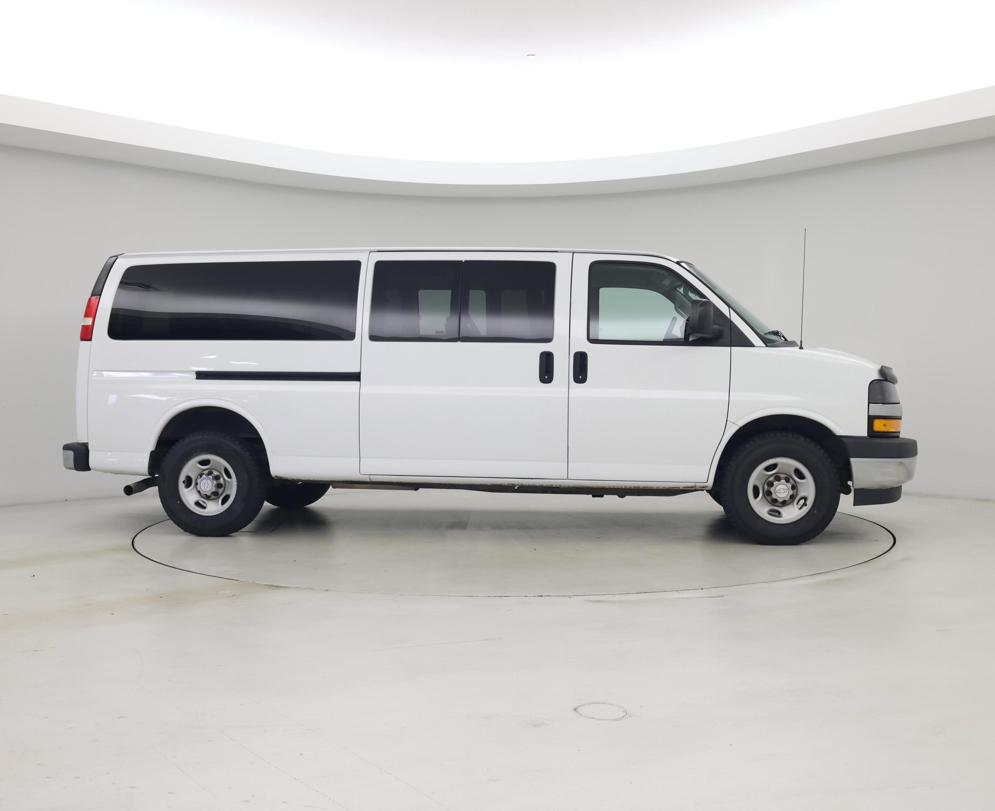 Thumbnail: 2019 Chevrolet Express - 7