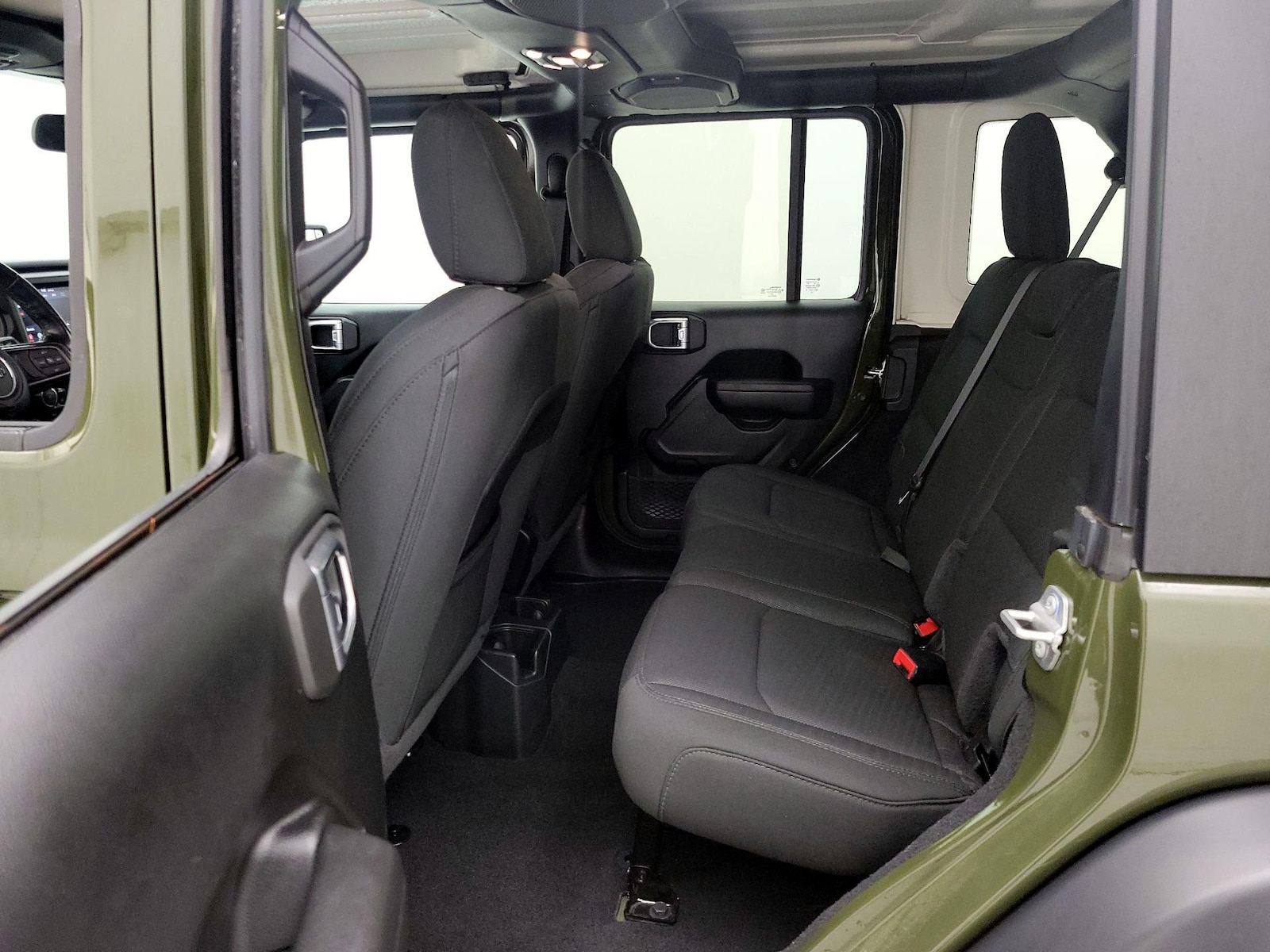 2023 Jeep Wrangler 4-Door Sport S - Photo 20