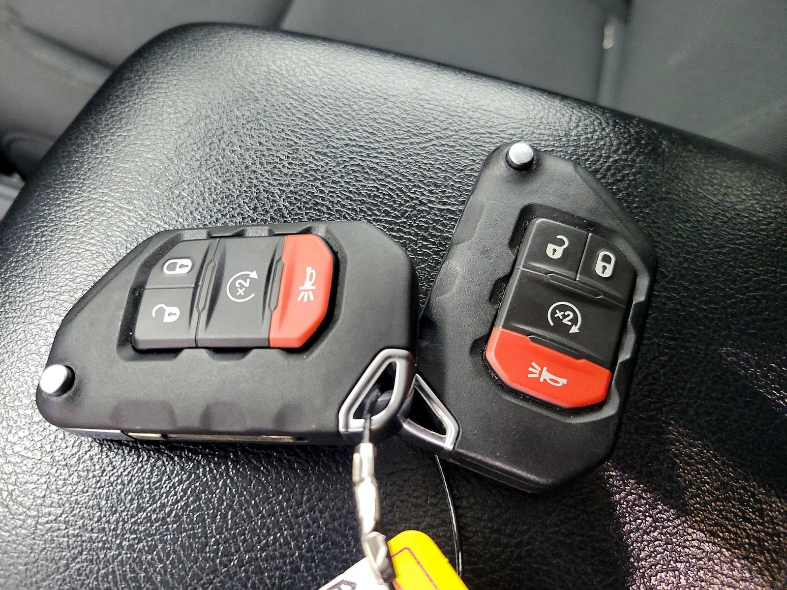 2023 Jeep Wrangler 4-Door Sport S - Photo 23