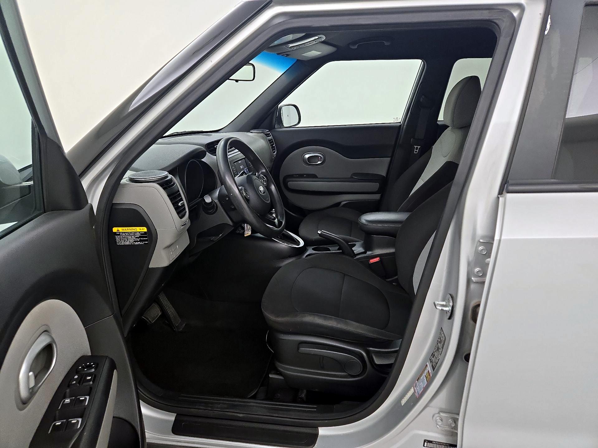 Thumbnail: 2018 Kia Soul - 11