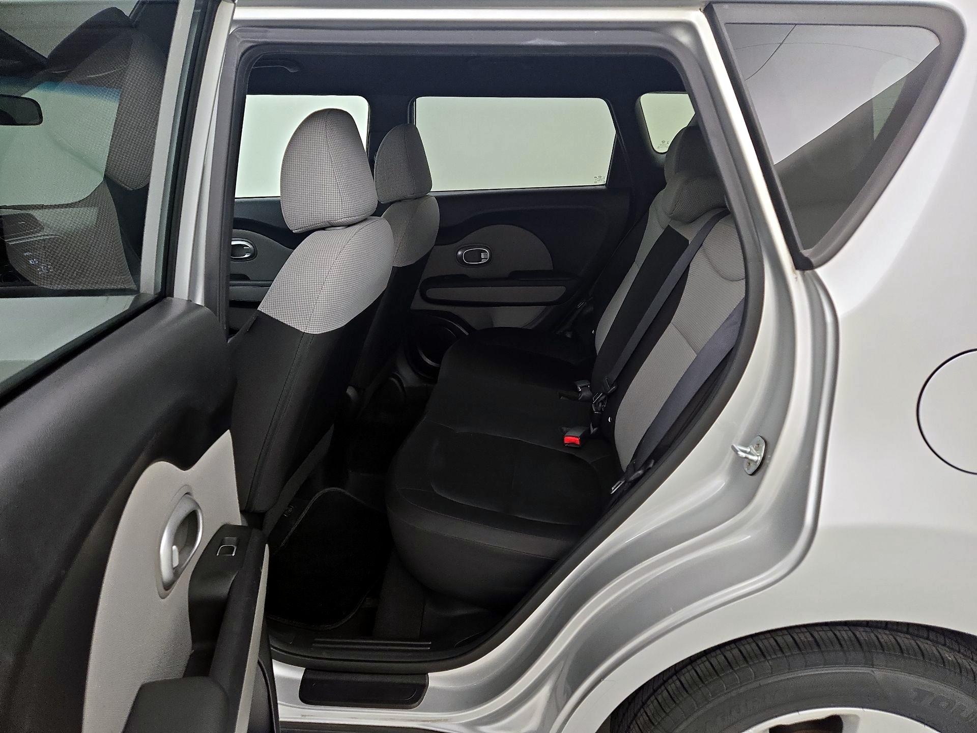 Thumbnail: 2018 Kia Soul - 18