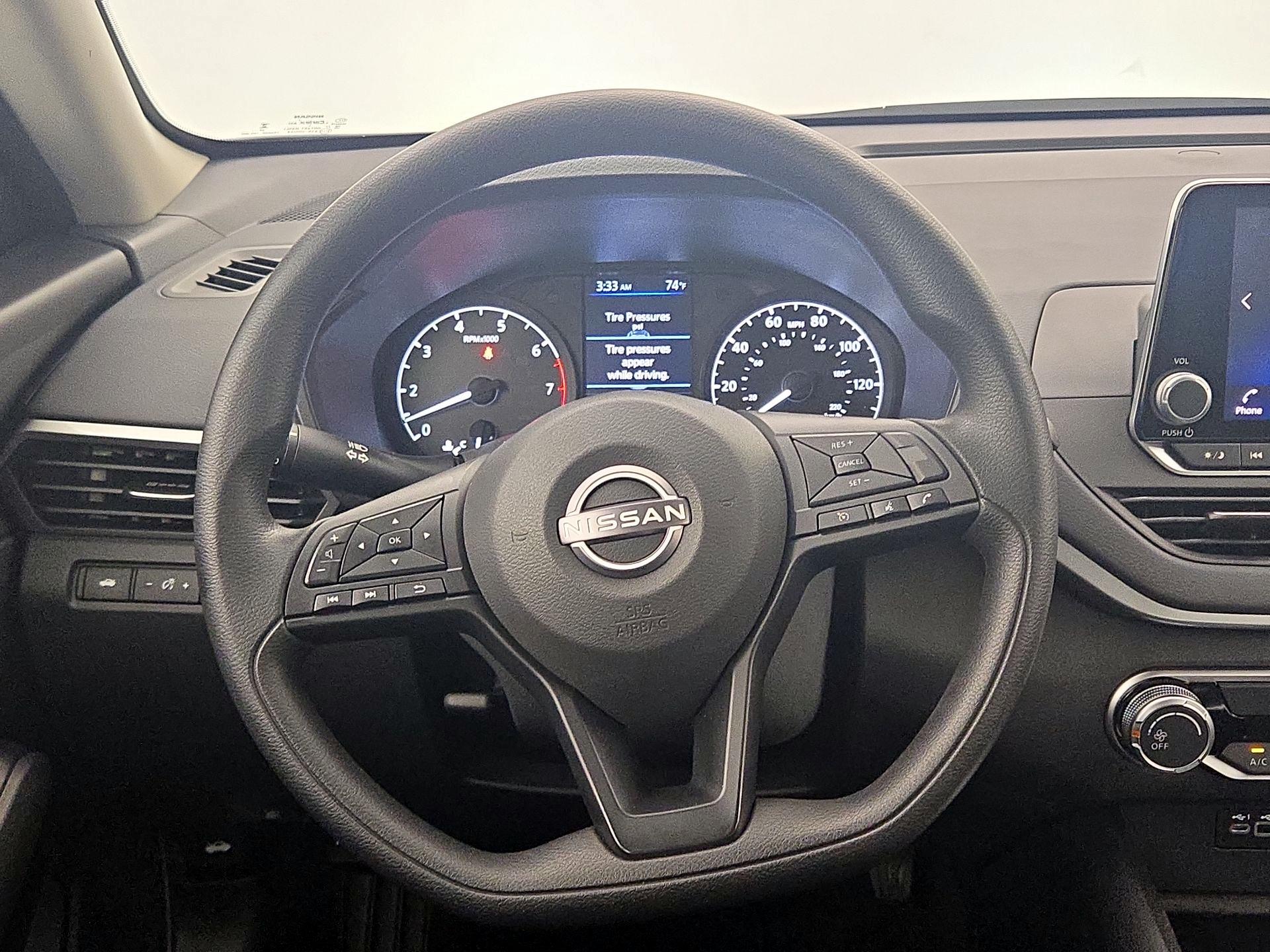 Thumbnail: 2025 Nissan Altima - 10