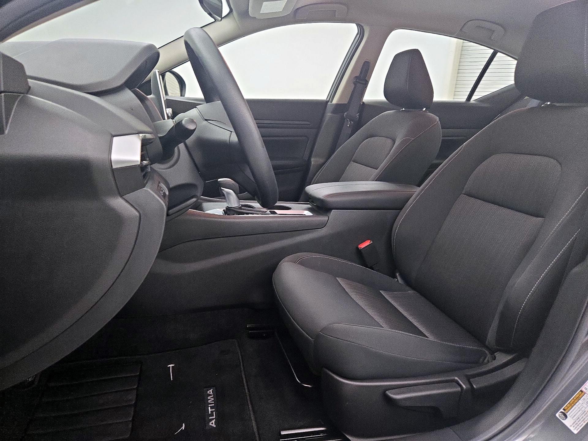 Thumbnail: 2025 Nissan Altima - 11