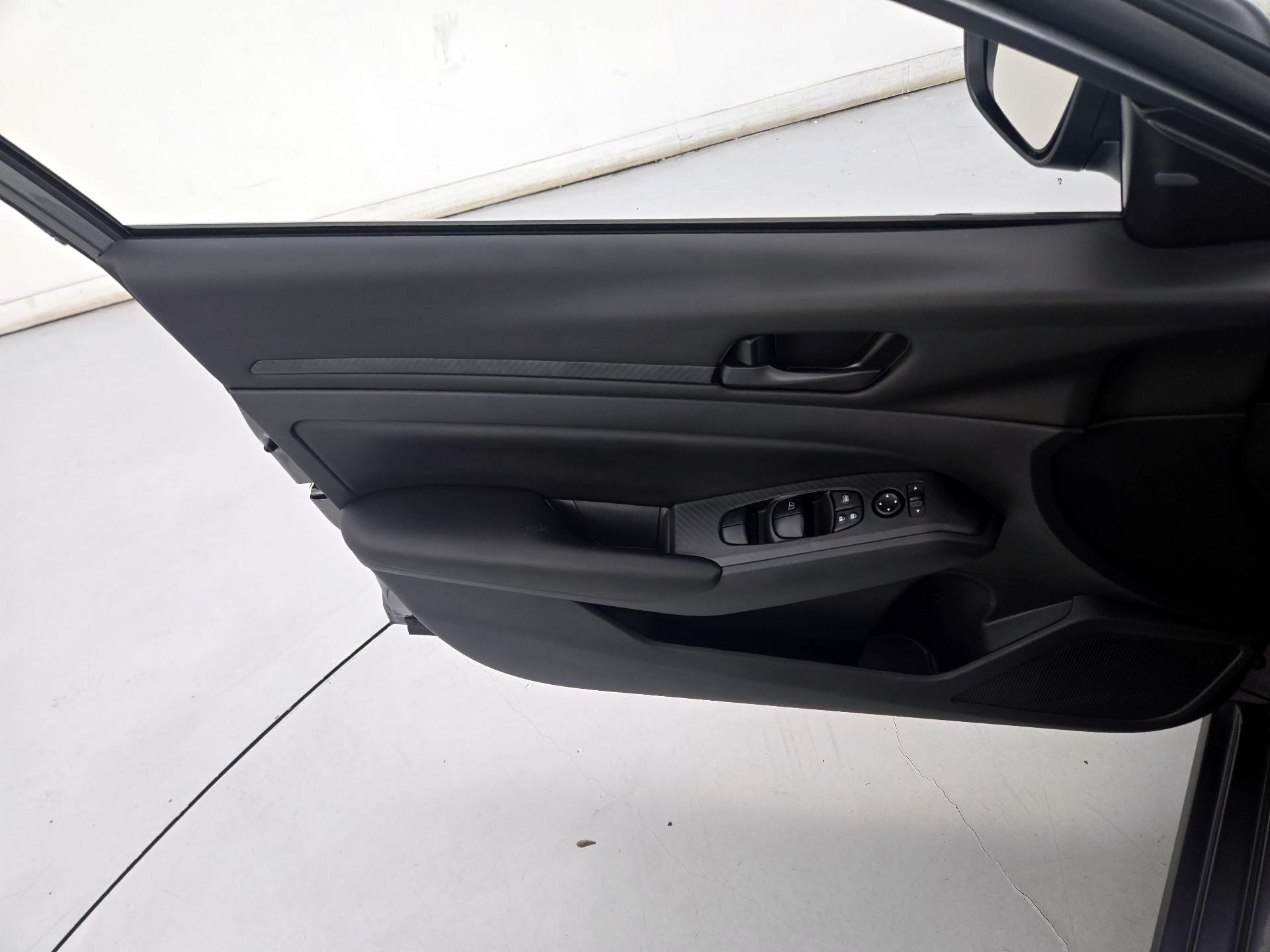 Thumbnail: 2025 Nissan Altima - 12