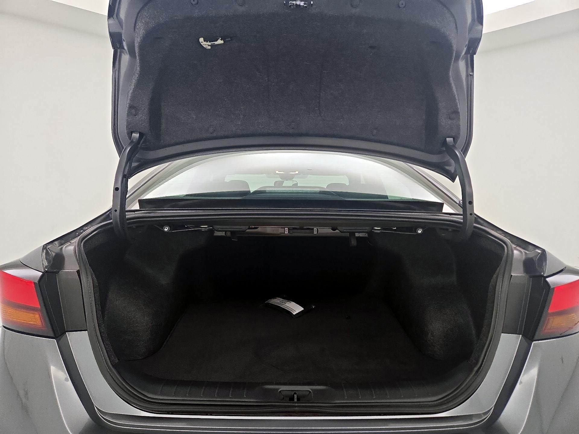 Thumbnail: 2025 Nissan Altima - 20