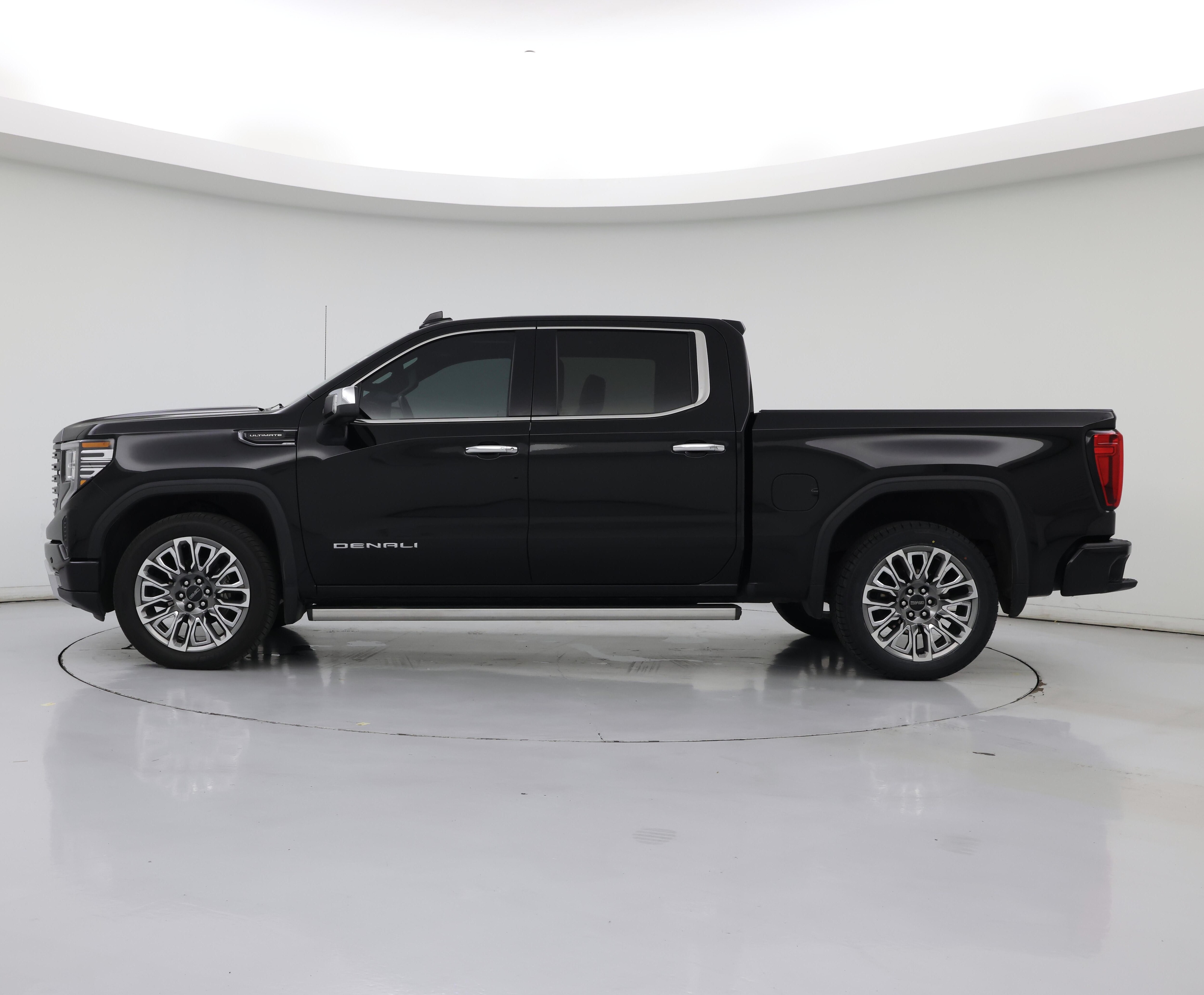 Thumbnail: 2023 GMC Sierra 1500 - 3