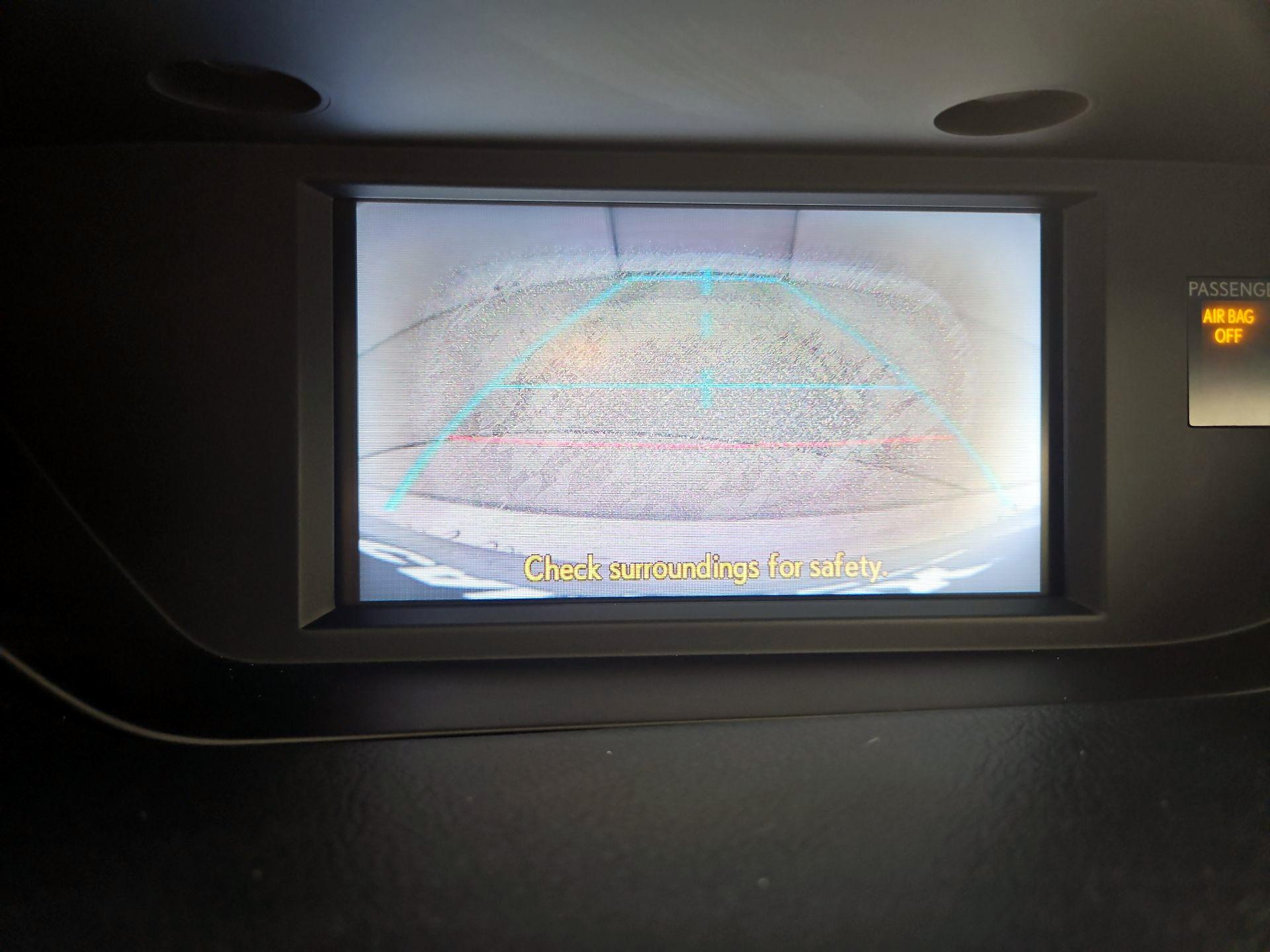 Thumbnail: 2014 Lexus ES - 14