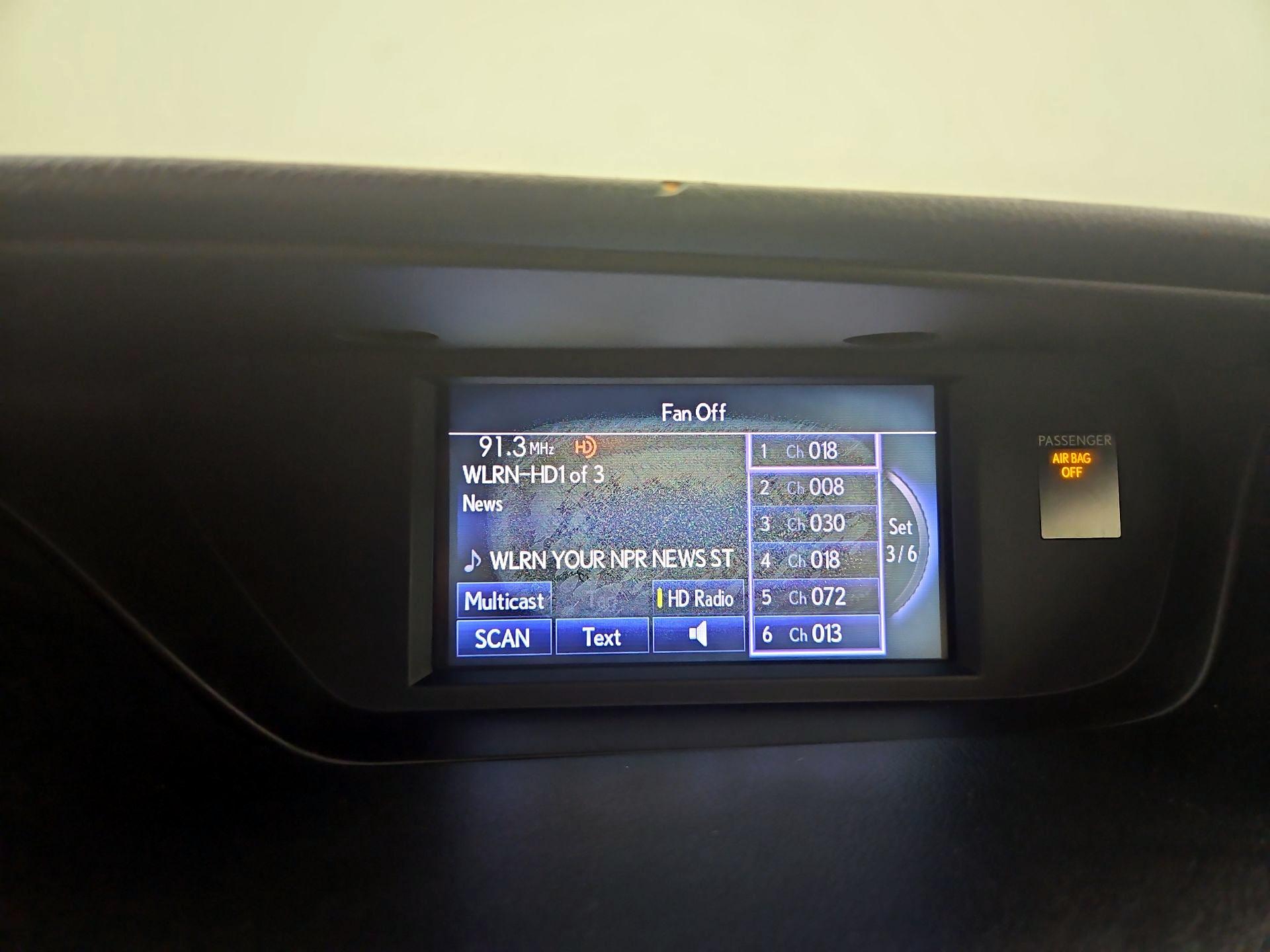 Thumbnail: 2014 Lexus ES - 15