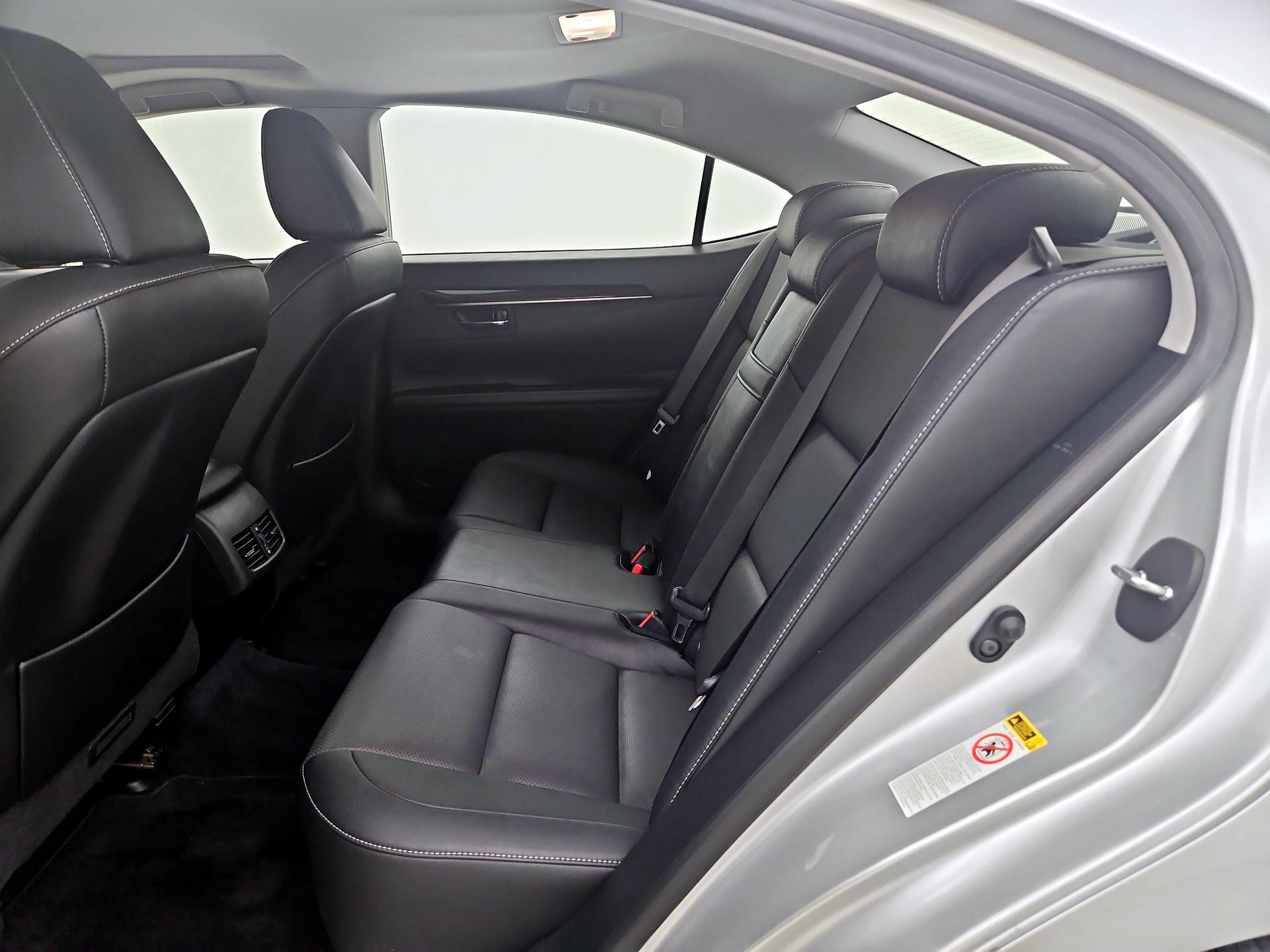 Thumbnail: 2014 Lexus ES - 20