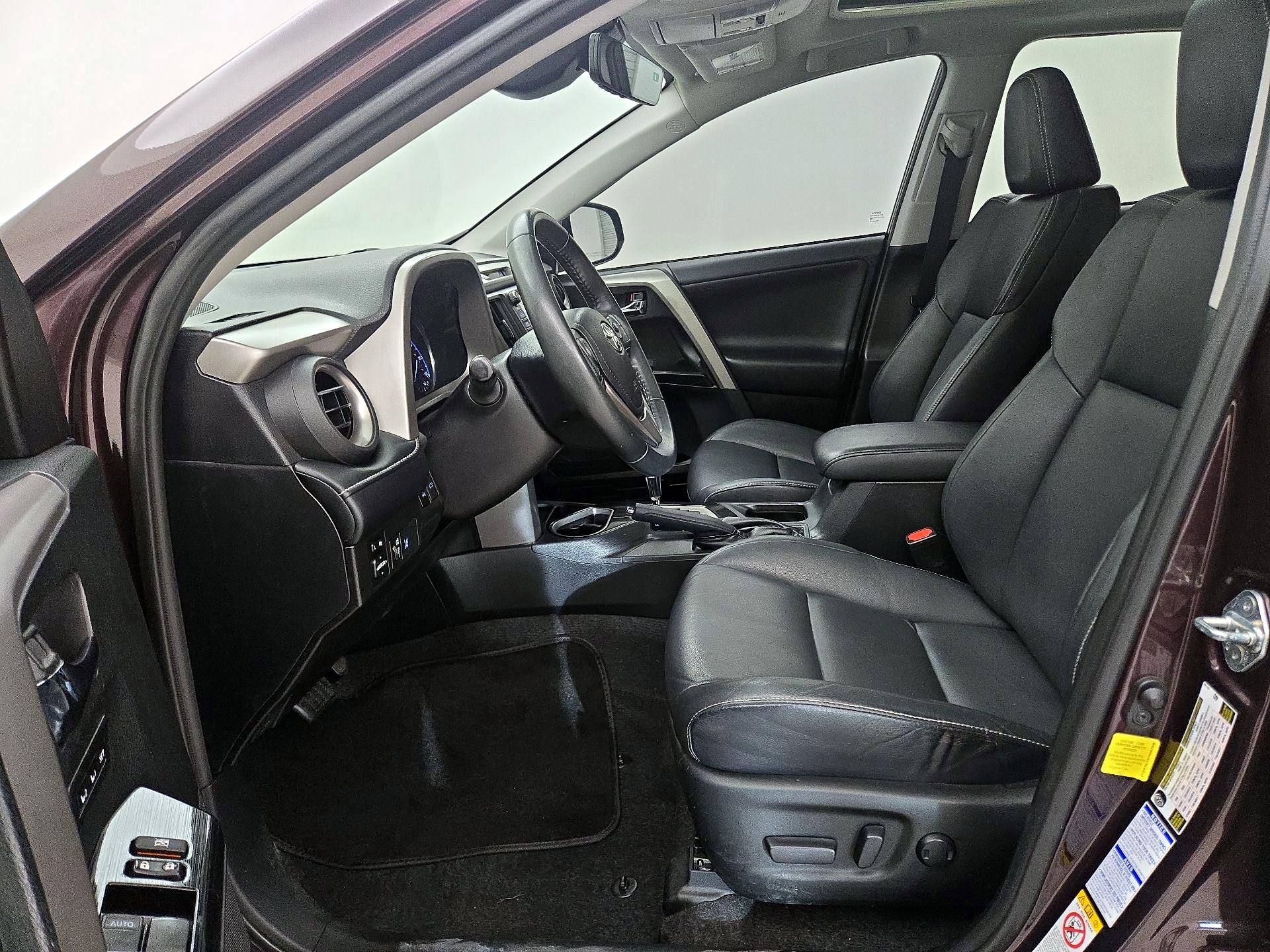 Thumbnail: 2017 Toyota RAV4 - 11