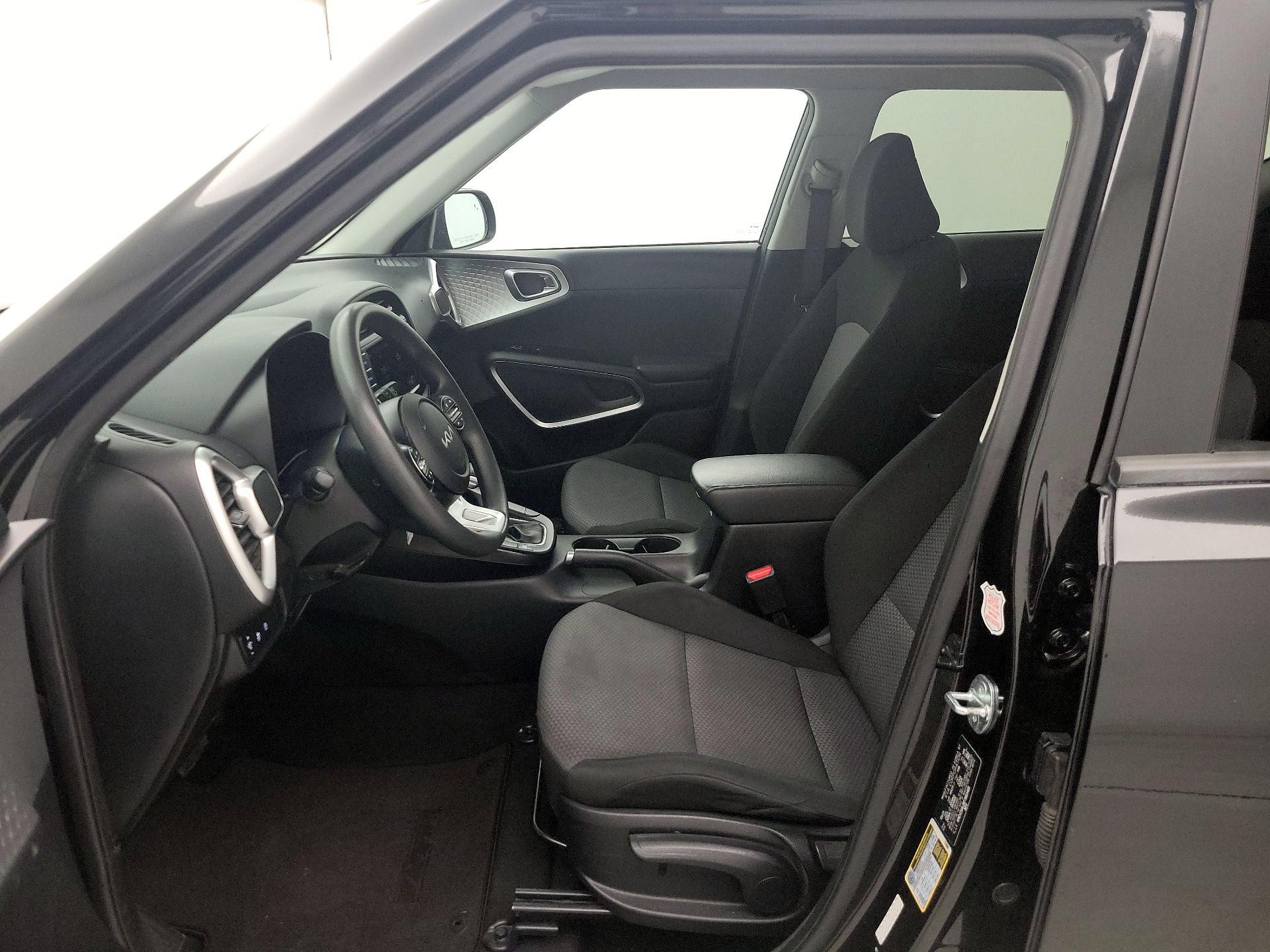 Thumbnail: 2023 Kia Soul - 11