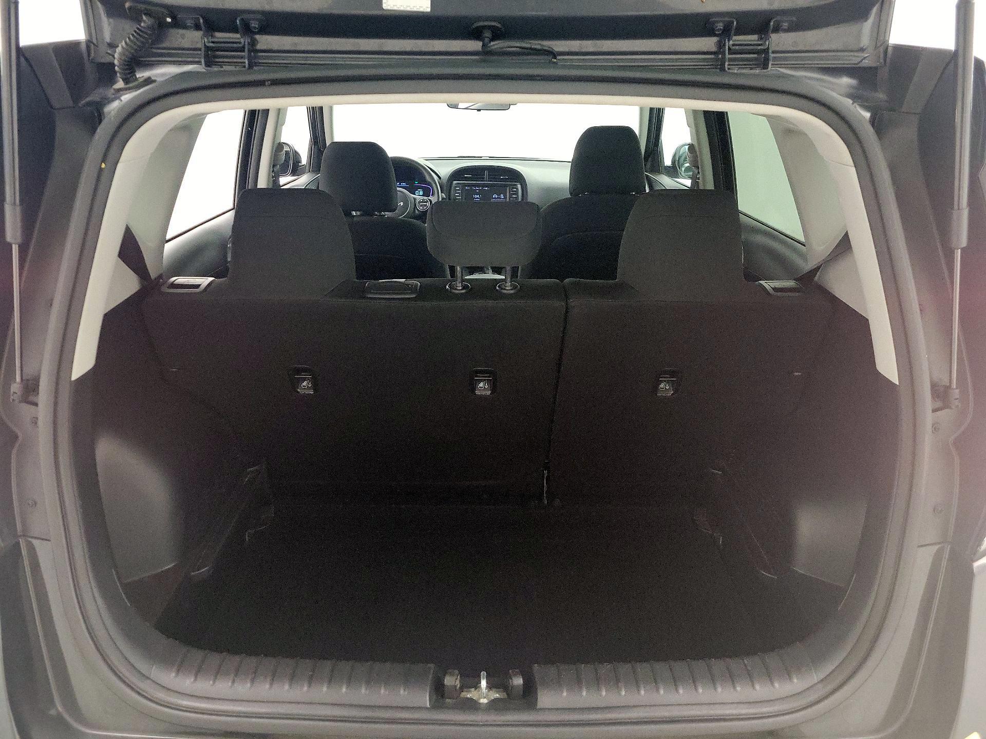 Thumbnail: 2023 Kia Soul - 20