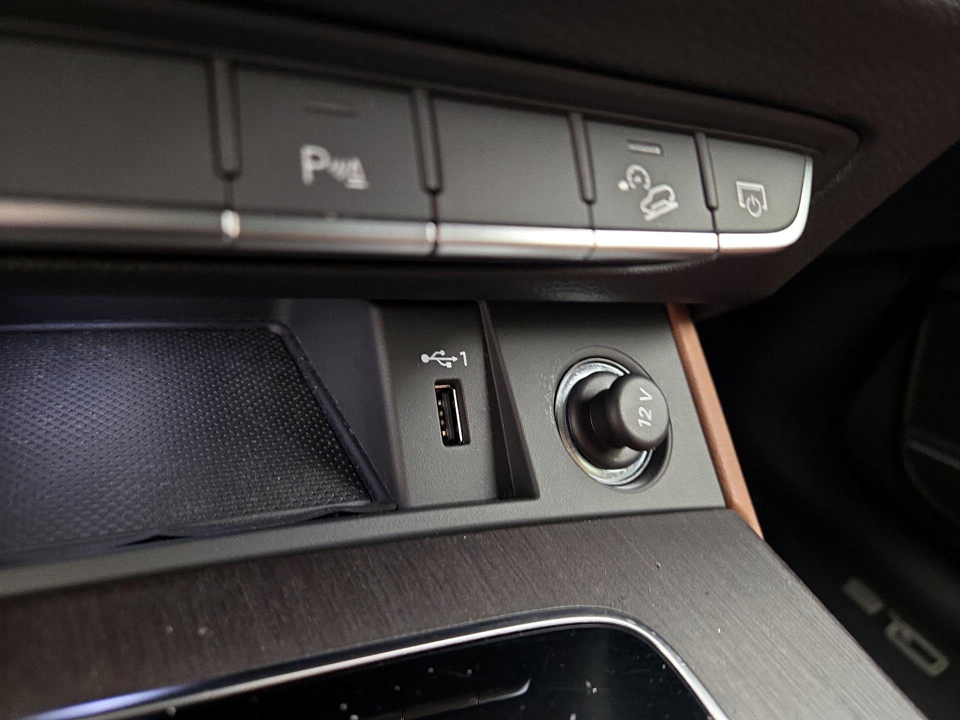 Thumbnail: 2023 Audi Q5 - 18