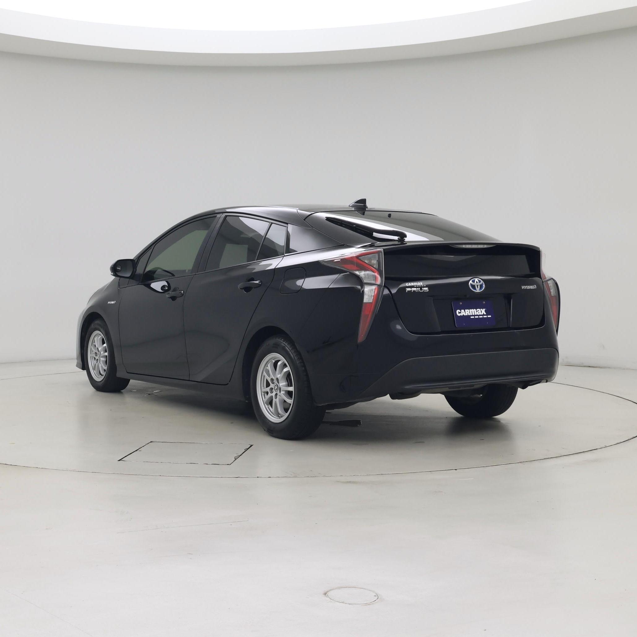 Thumbnail: 2017 Toyota Prius - 2