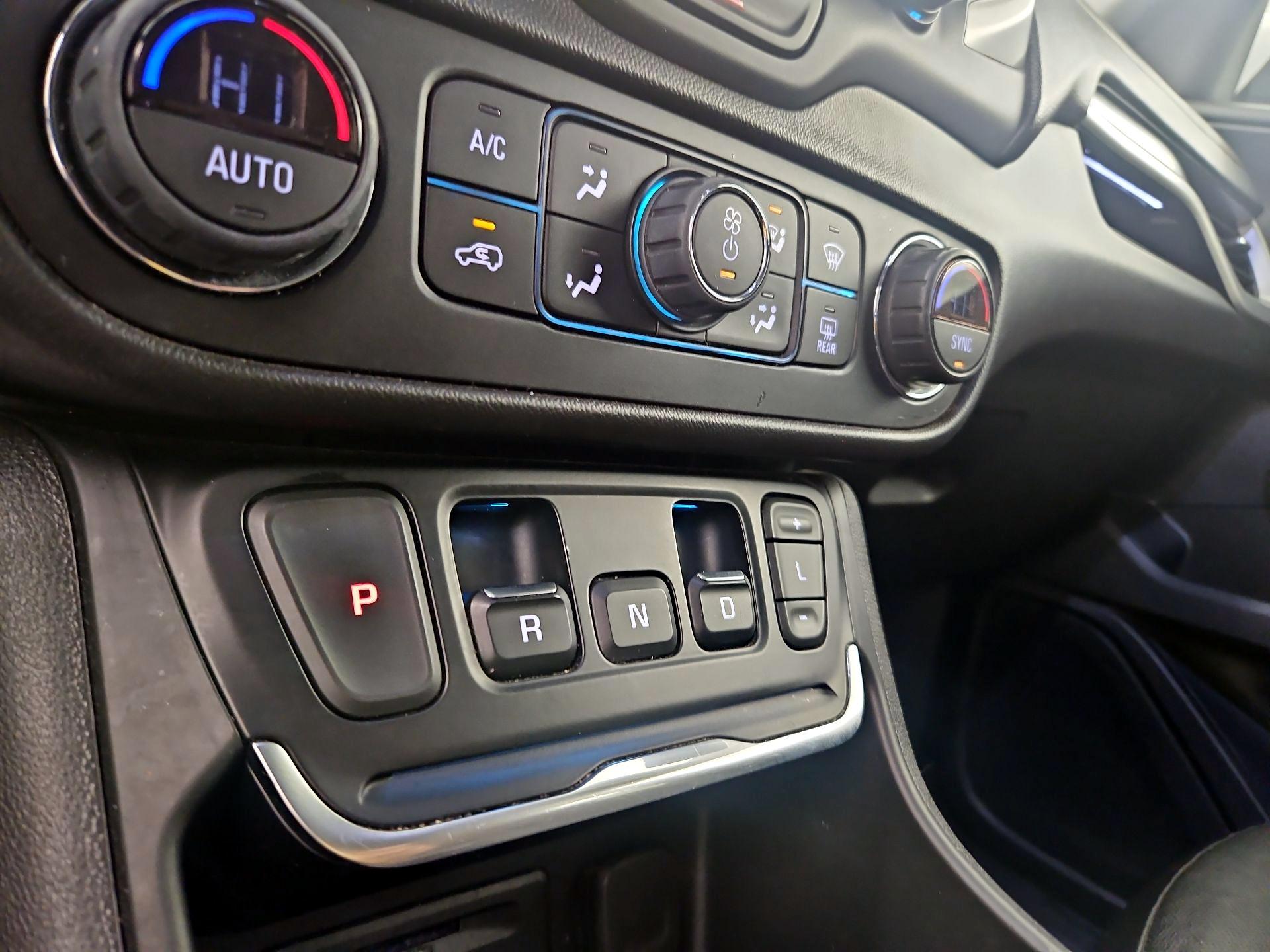 Thumbnail: 2021 GMC Terrain - 15