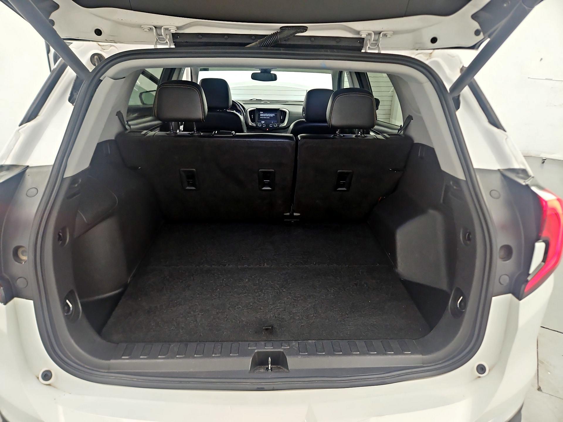 Thumbnail: 2021 GMC Terrain - 17