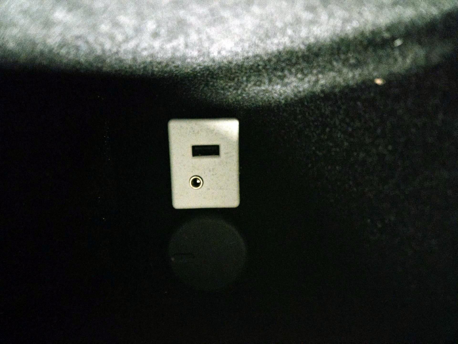 Thumbnail: 2015 Cadillac SRX - 18