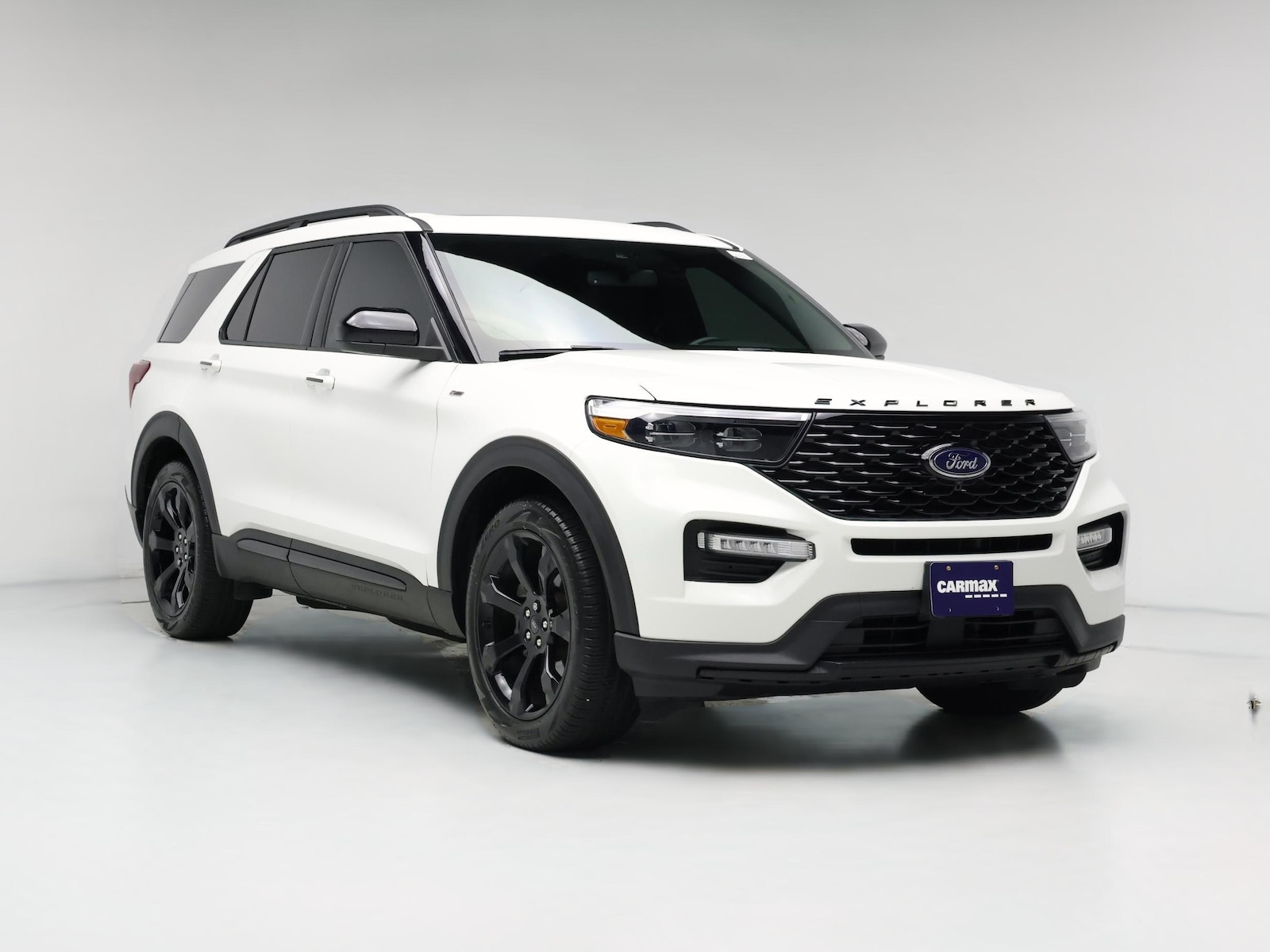 2024 Ford Explorer ST-LINE