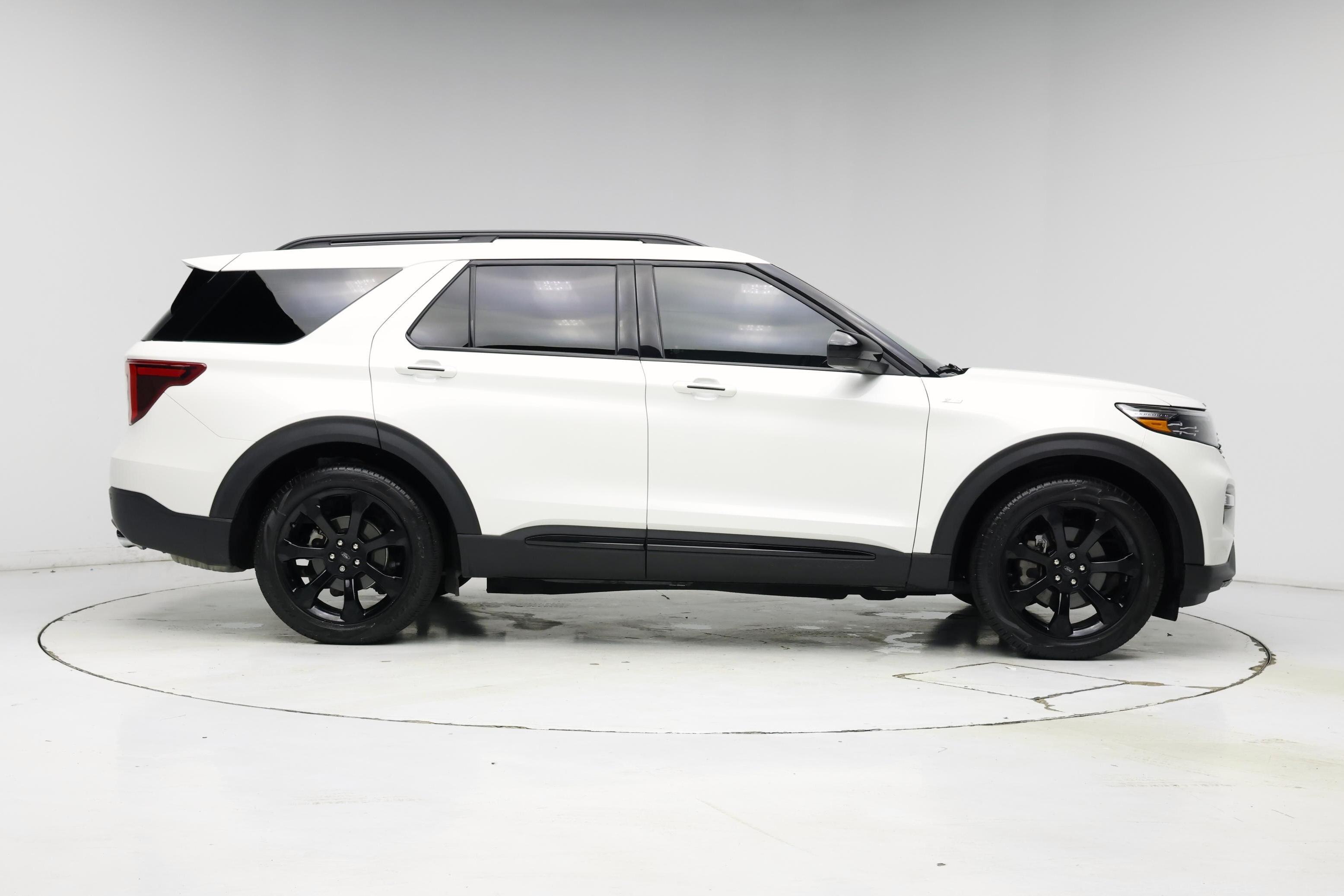 Thumbnail: 2024 Ford Explorer - 7