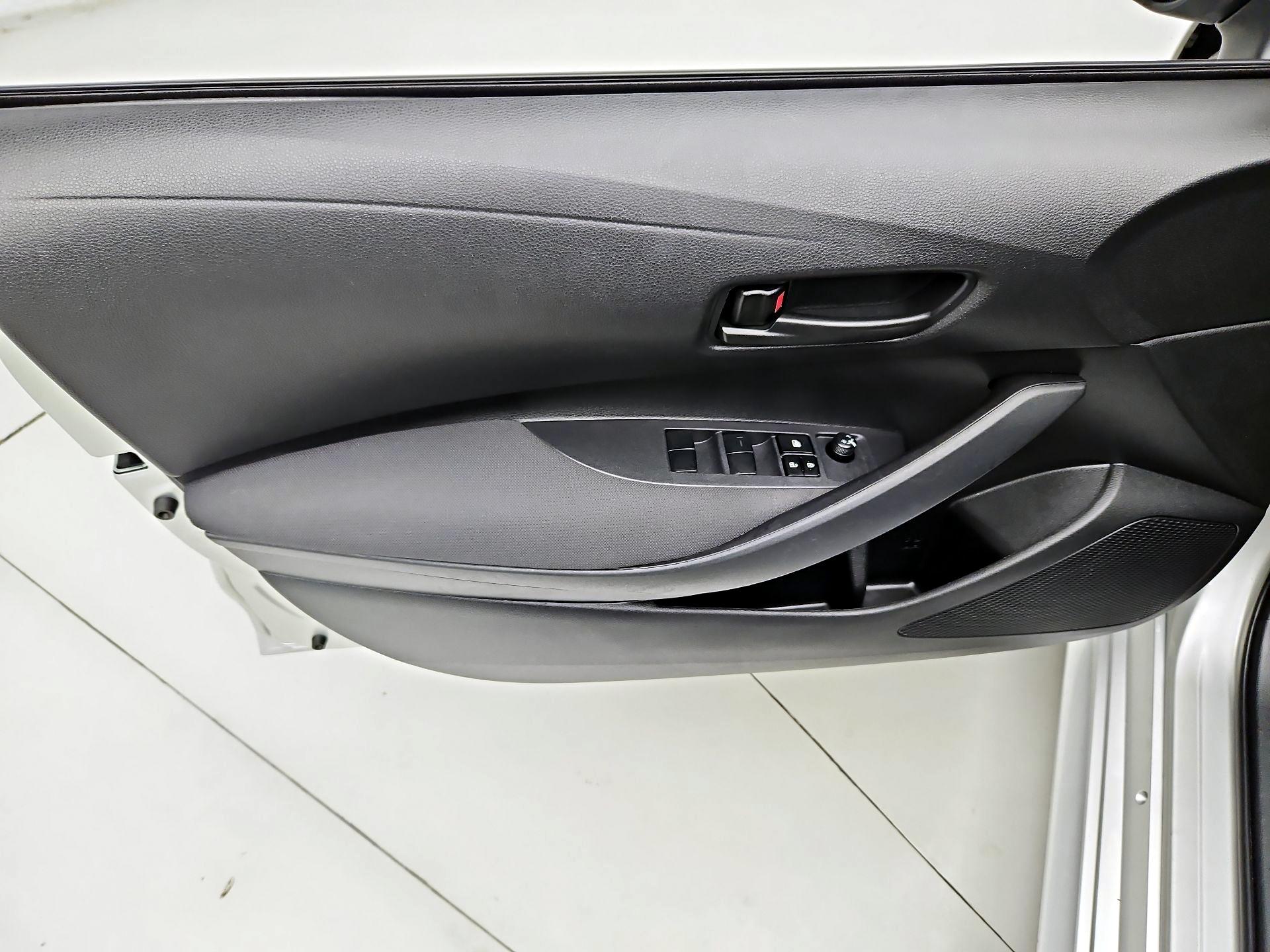 Thumbnail: 2024 Toyota Corolla - 12