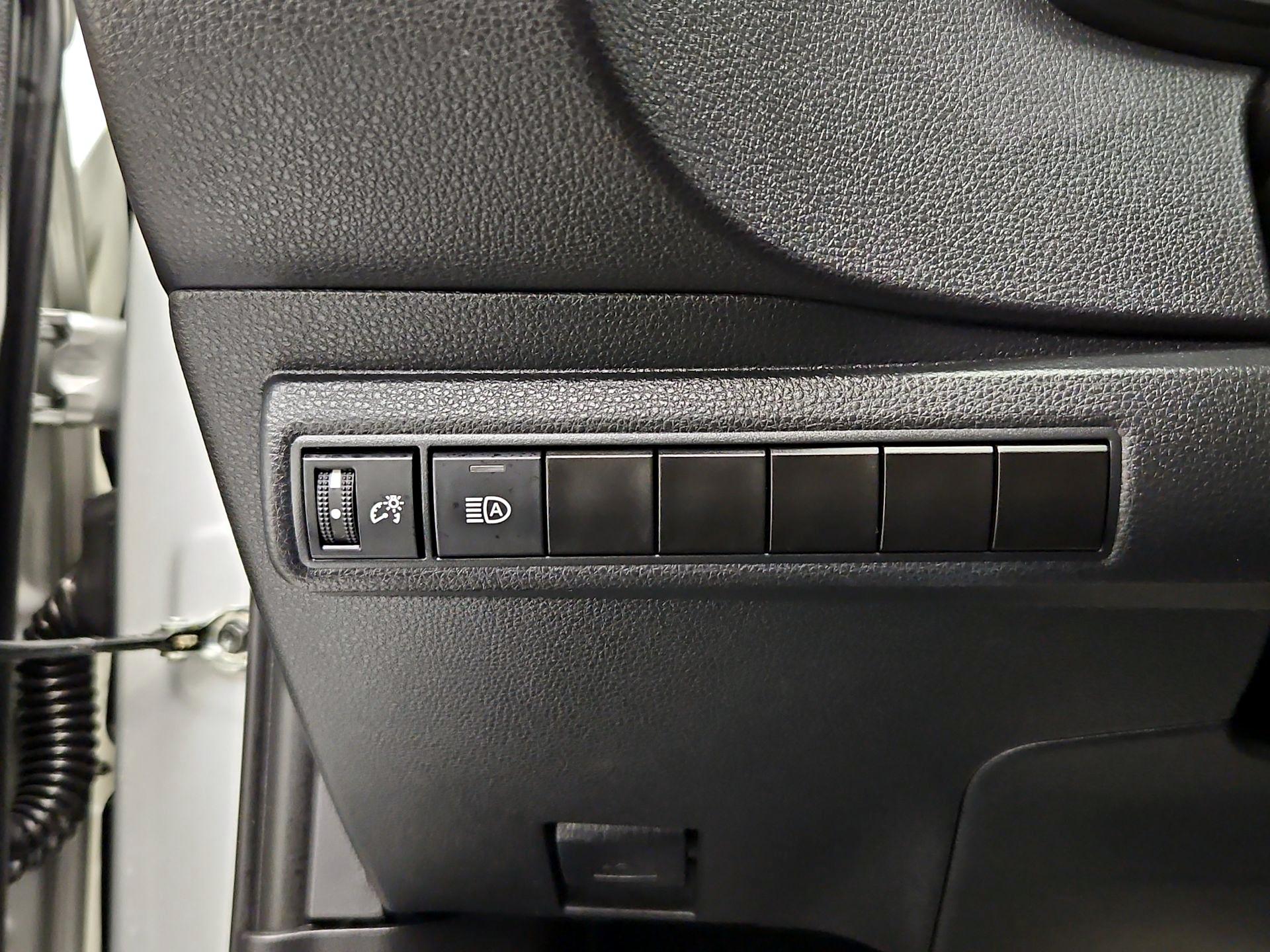 Thumbnail: 2024 Toyota Corolla - 13