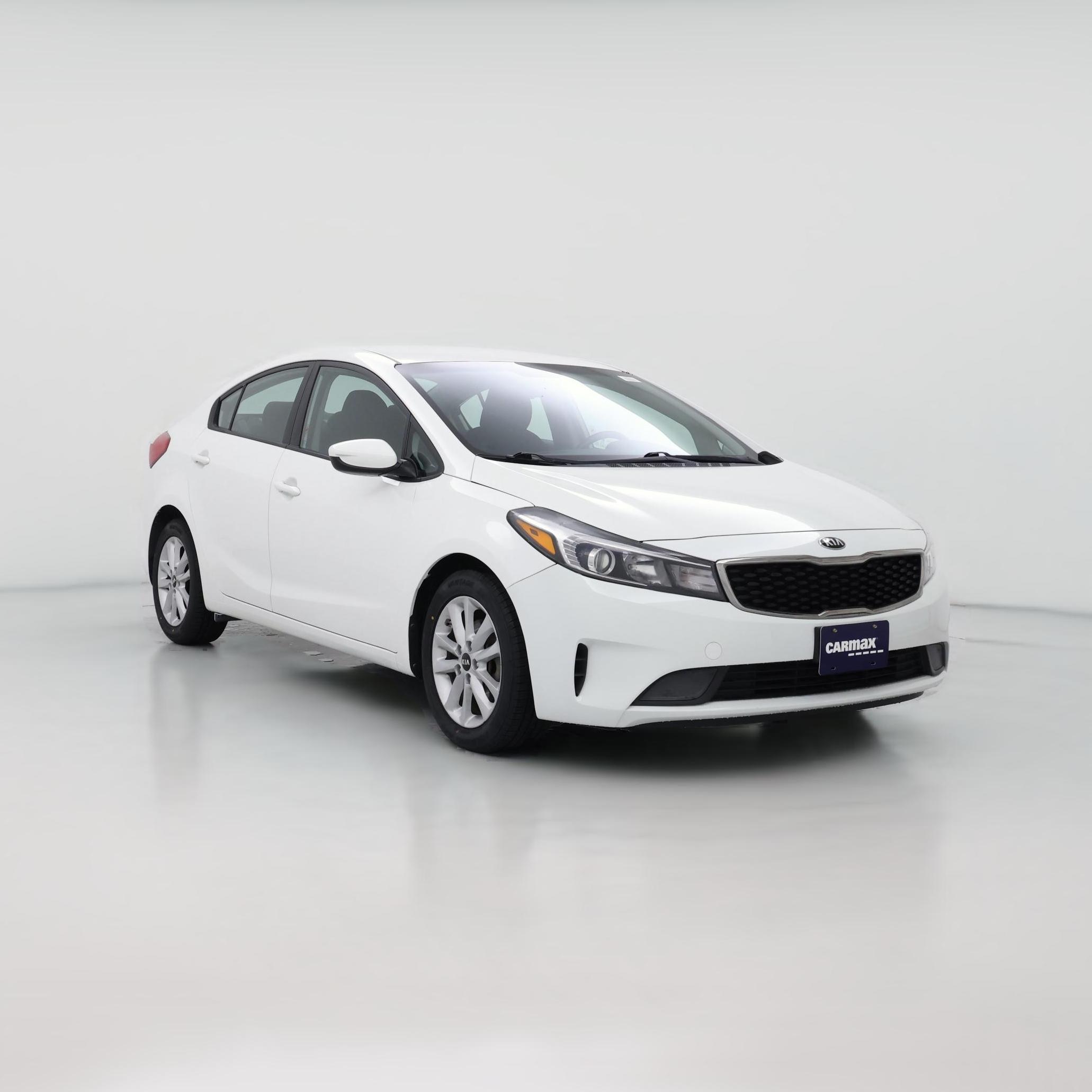 Thumbnail: 2017 Kia Forte - 1