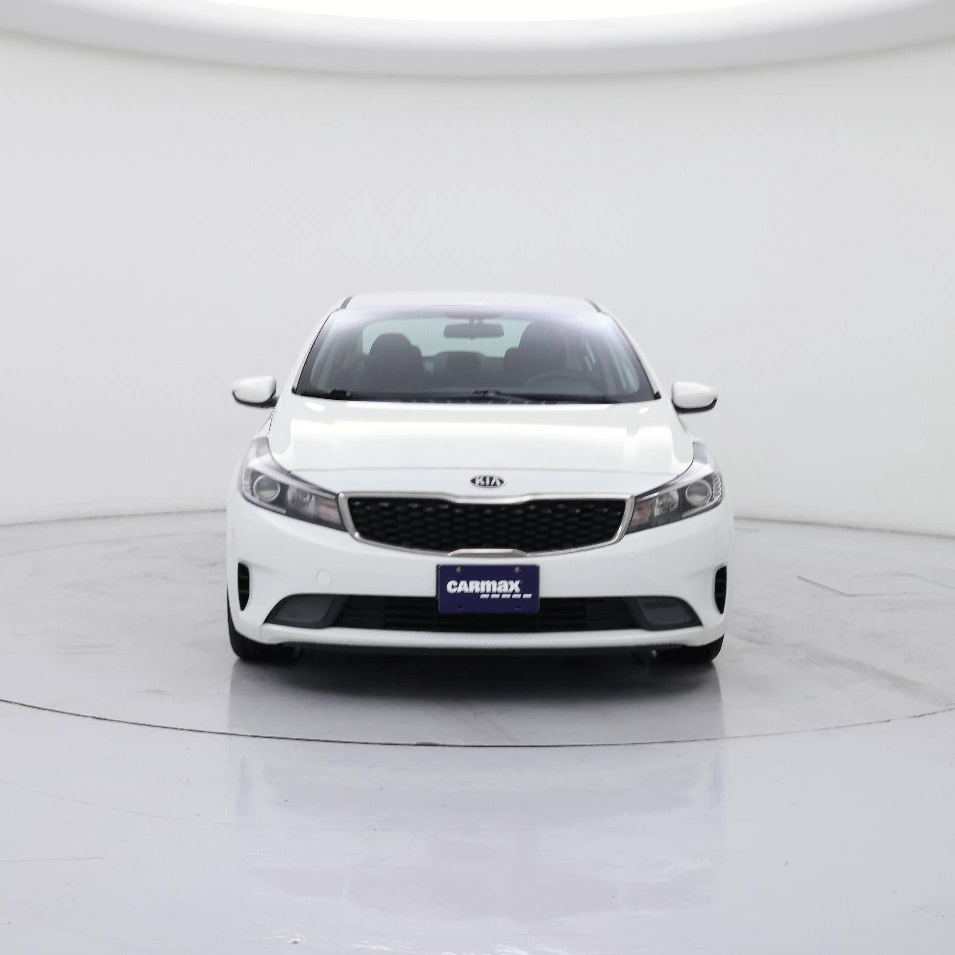 Thumbnail: 2017 Kia Forte - 5