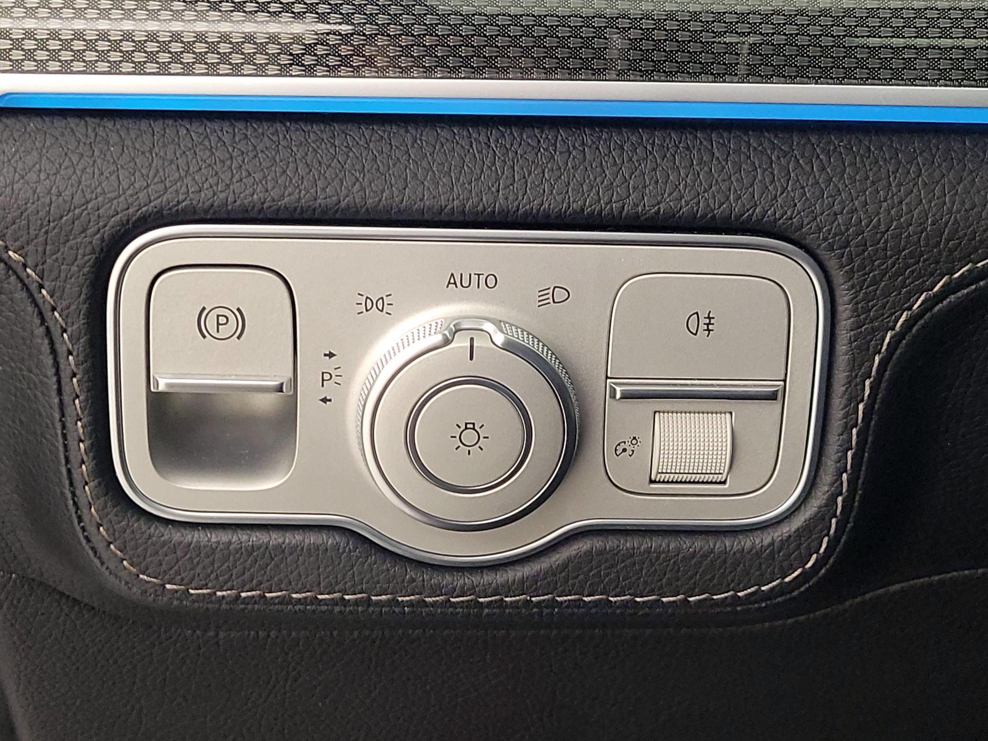 Thumbnail: 2023 Mercedes-Benz GLE - 11