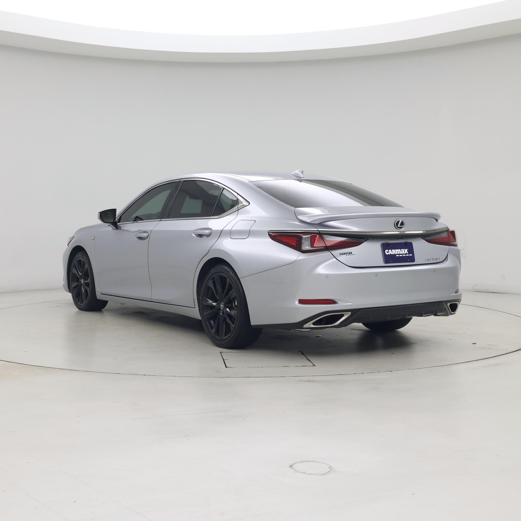 Thumbnail: 2022 Lexus ES - 2