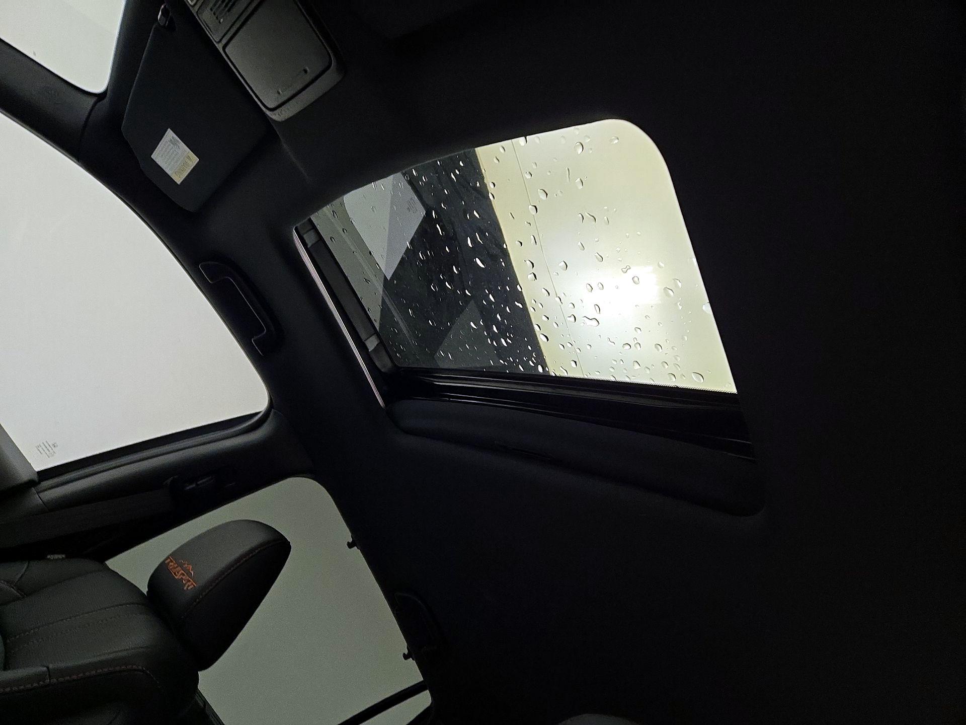 Thumbnail: 2022 Honda Pilot - 19