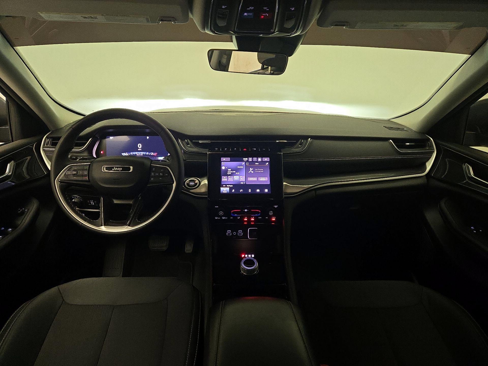 Thumbnail: 2023 Jeep Grand Cherokee - 9