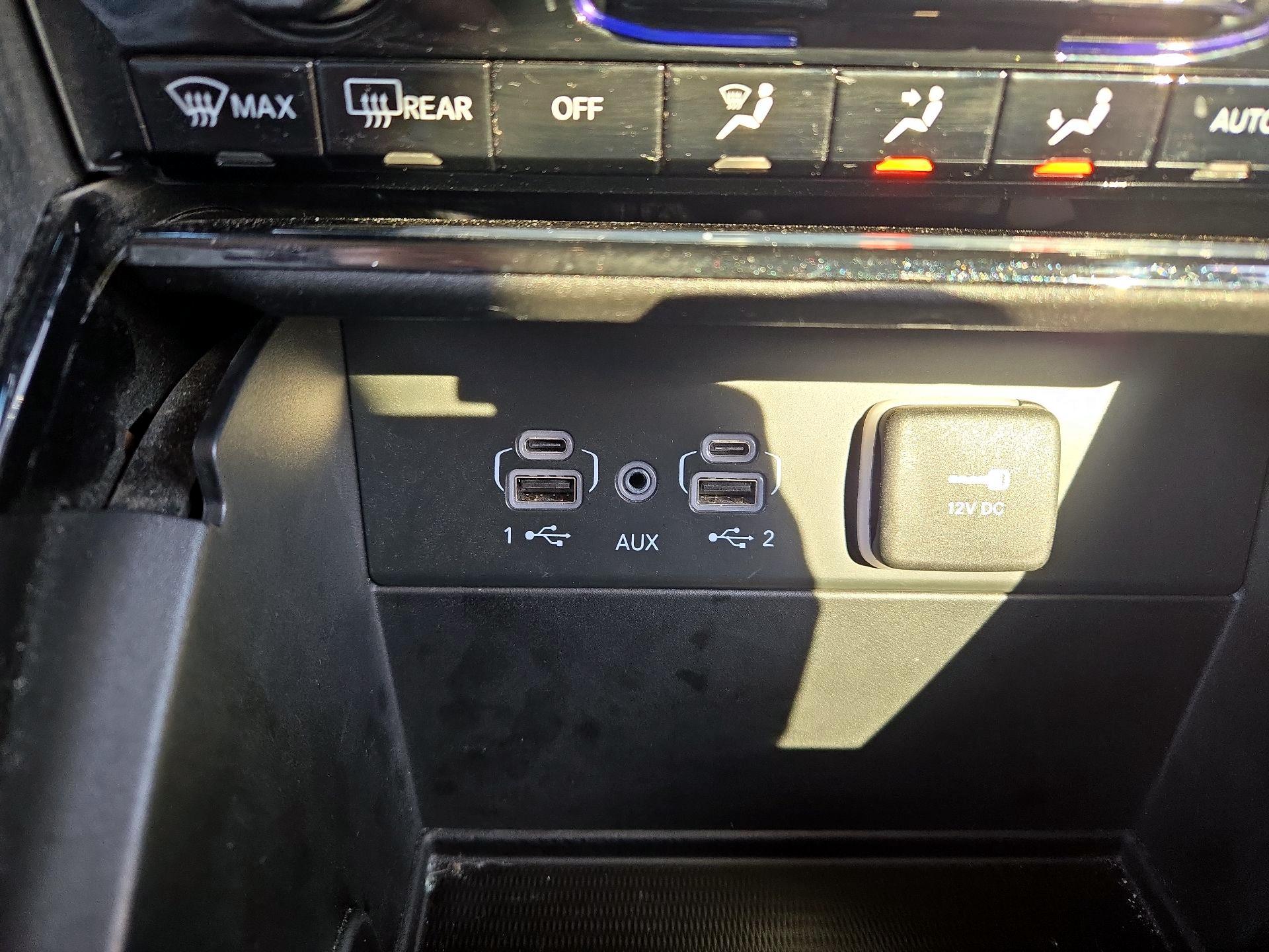 Thumbnail: 2023 Jeep Grand Cherokee - 18