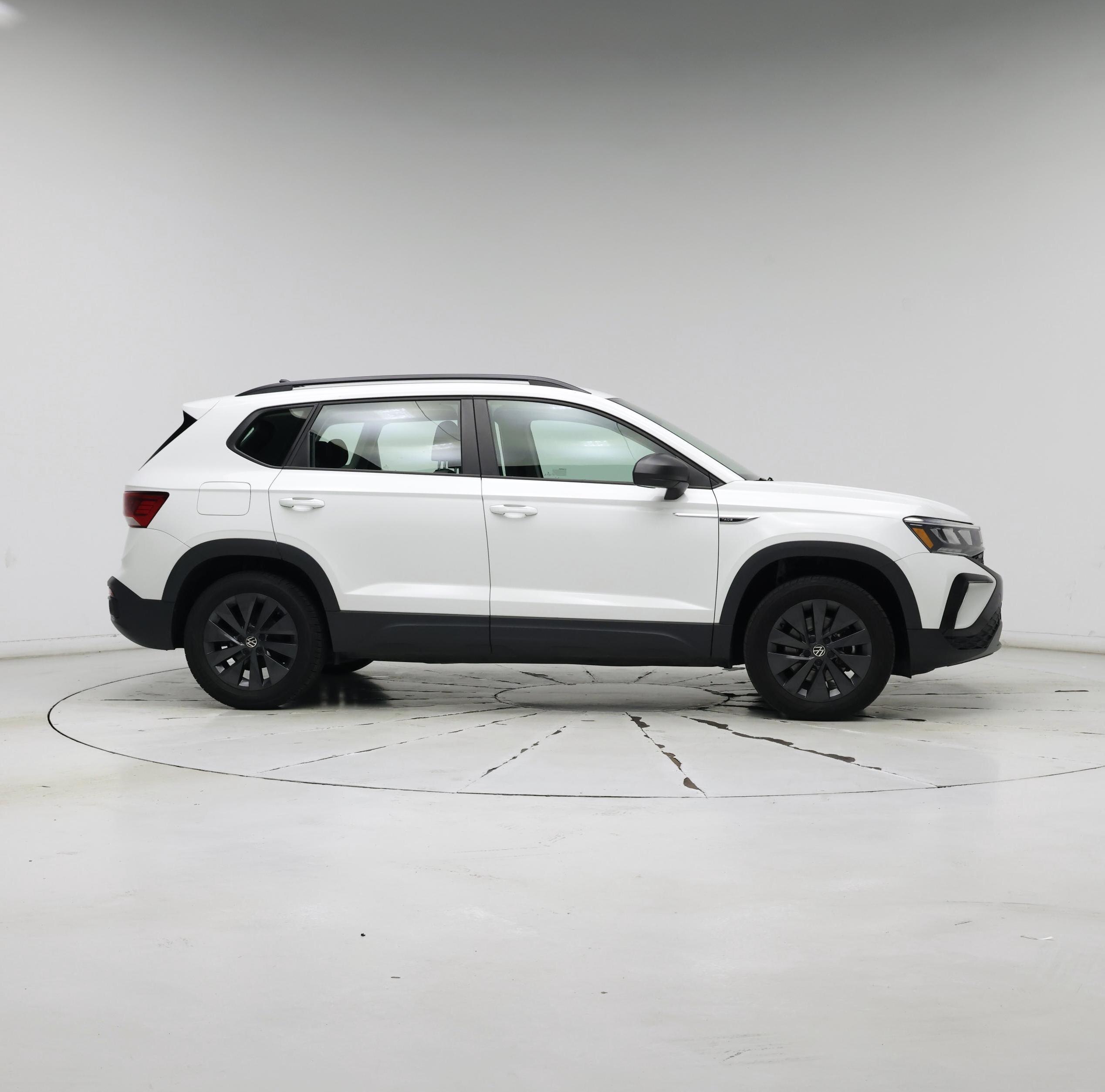 Thumbnail: 2022 Volkswagen Taos - 7