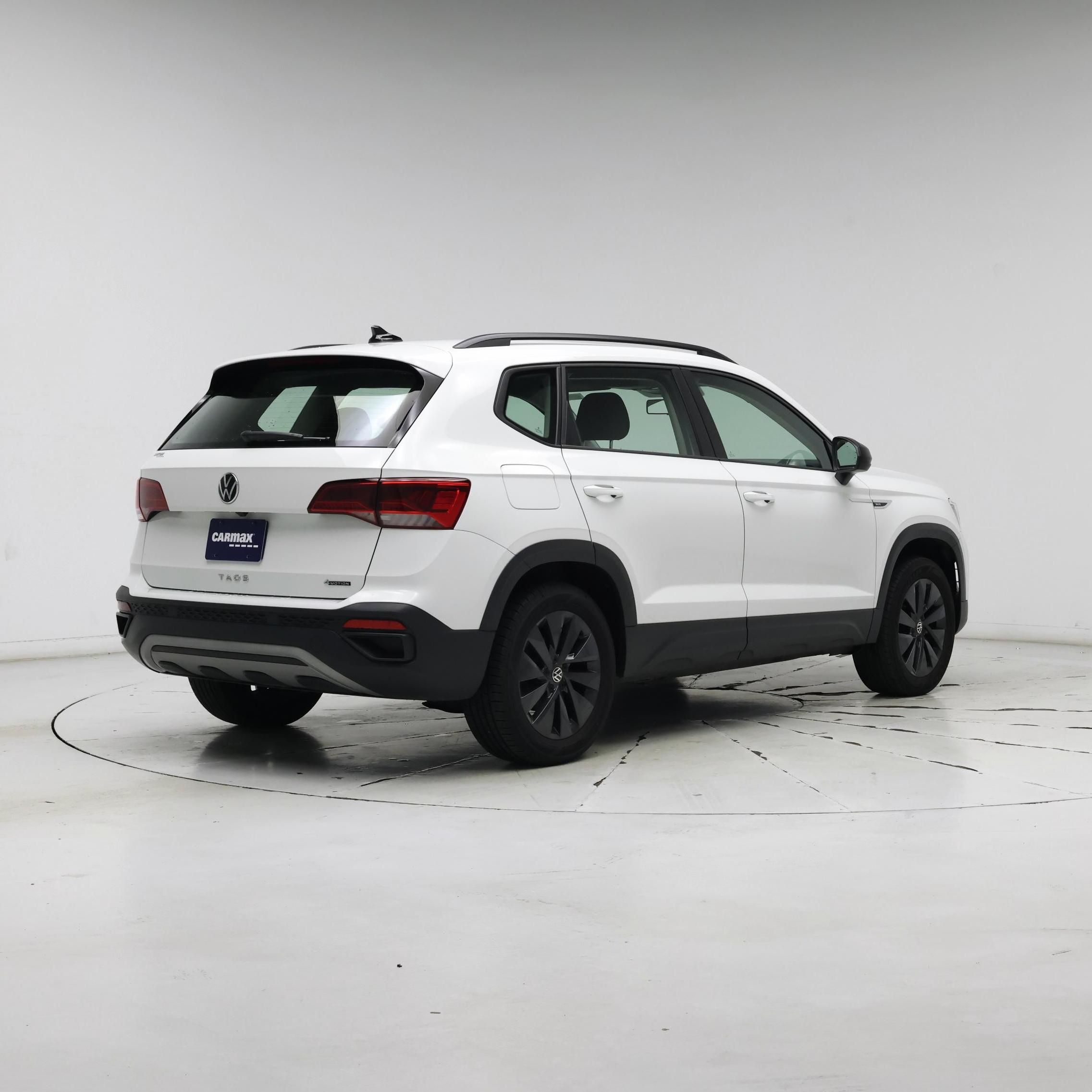 Thumbnail: 2022 Volkswagen Taos - 8