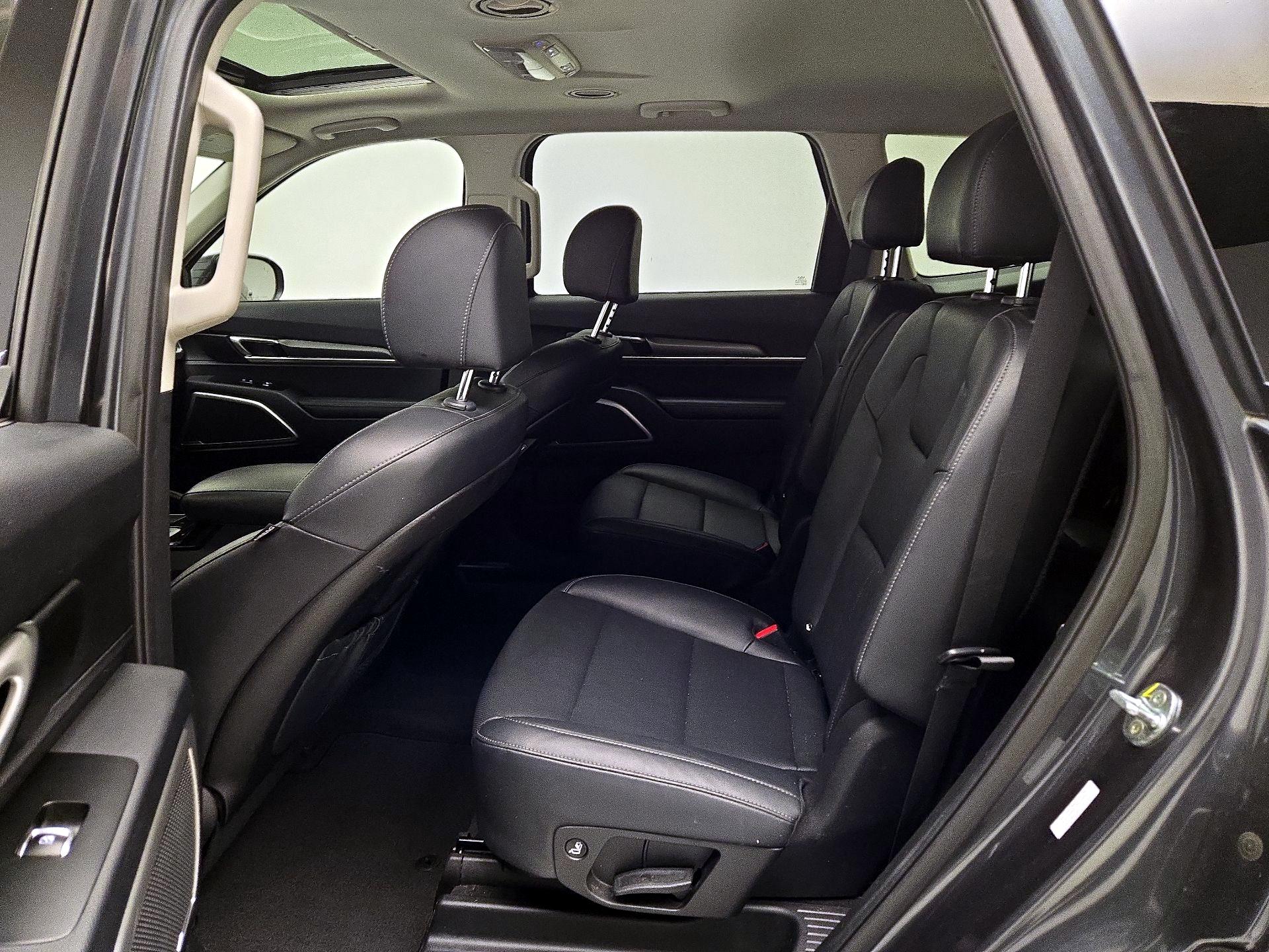 Thumbnail: 2022 Kia Telluride - 20