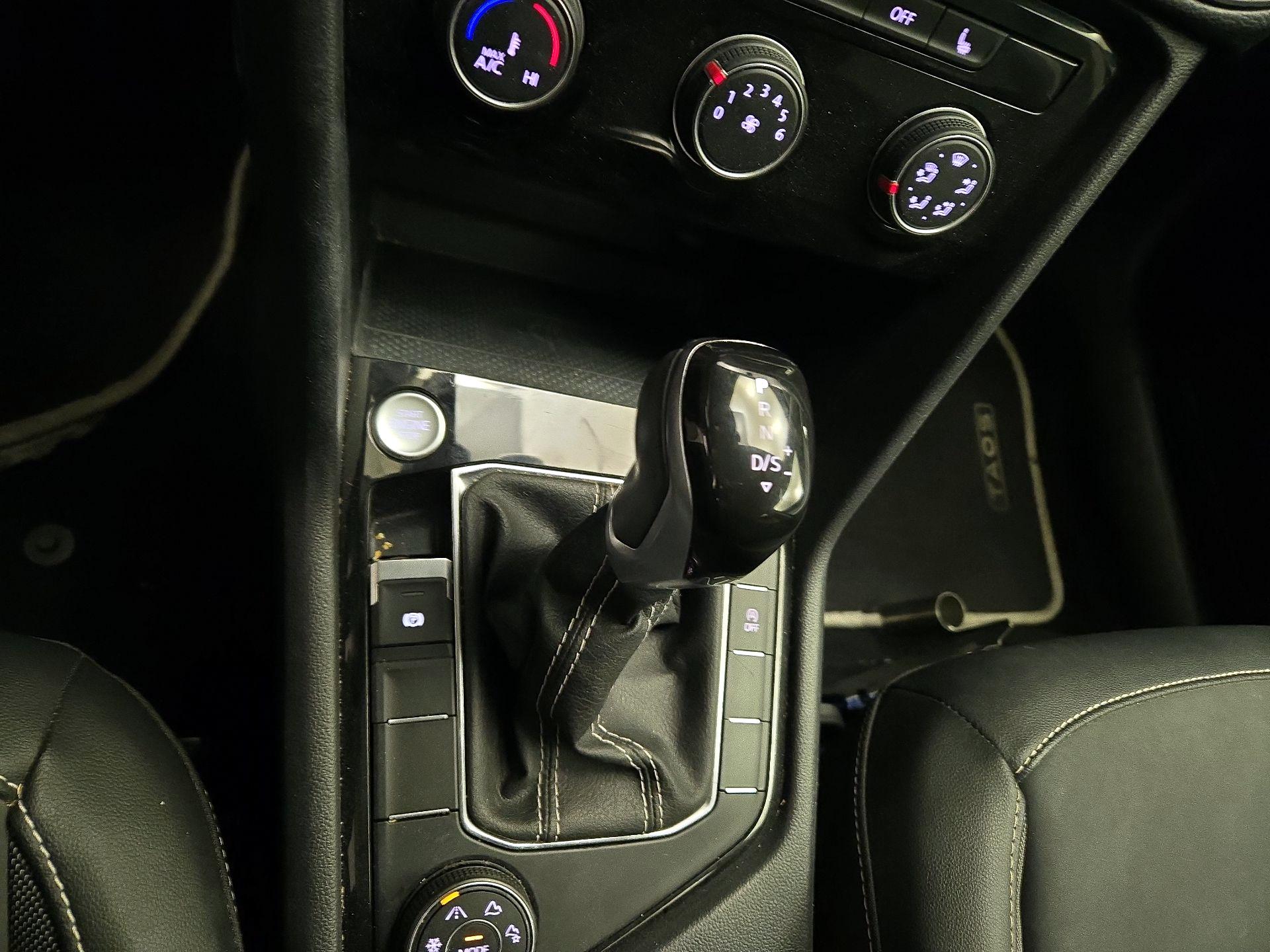 Thumbnail: 2023 Volkswagen Taos - 17