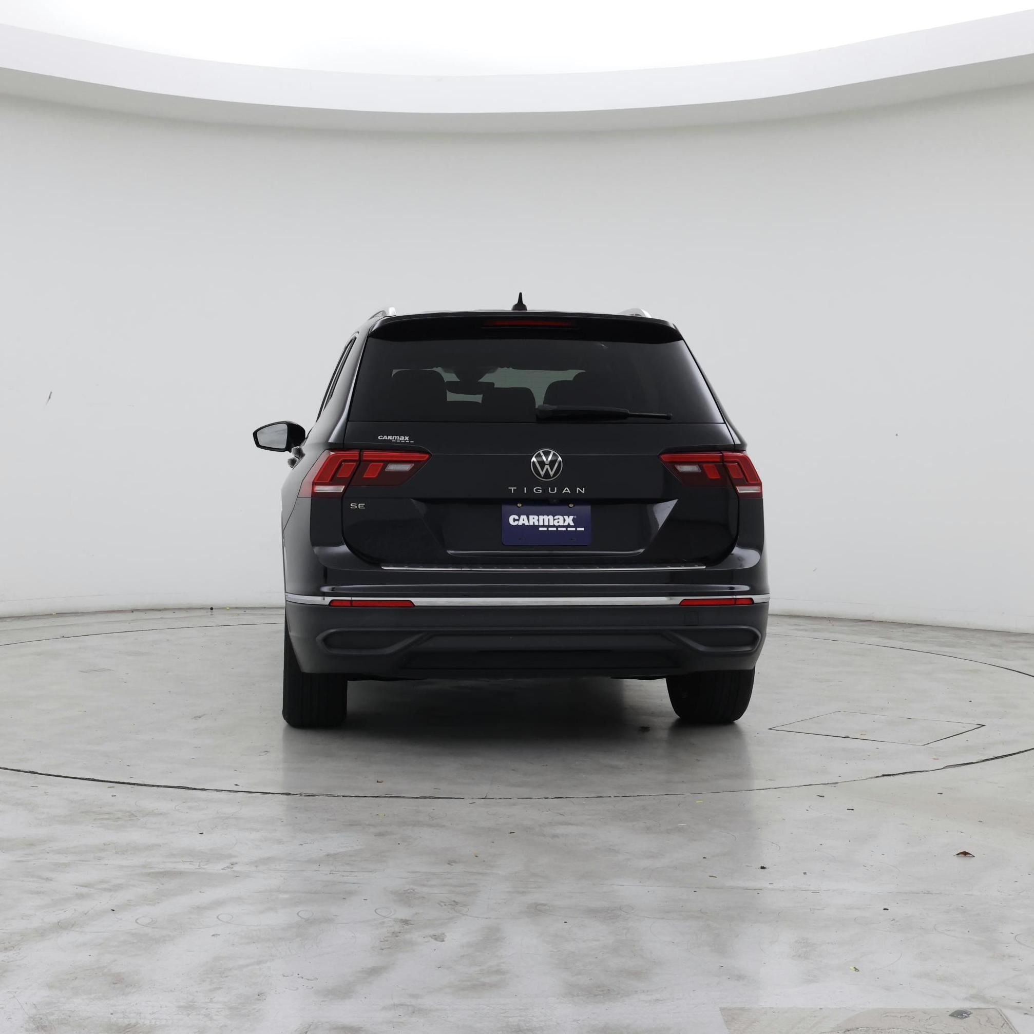 Thumbnail: 2022 Volkswagen Tiguan - 6