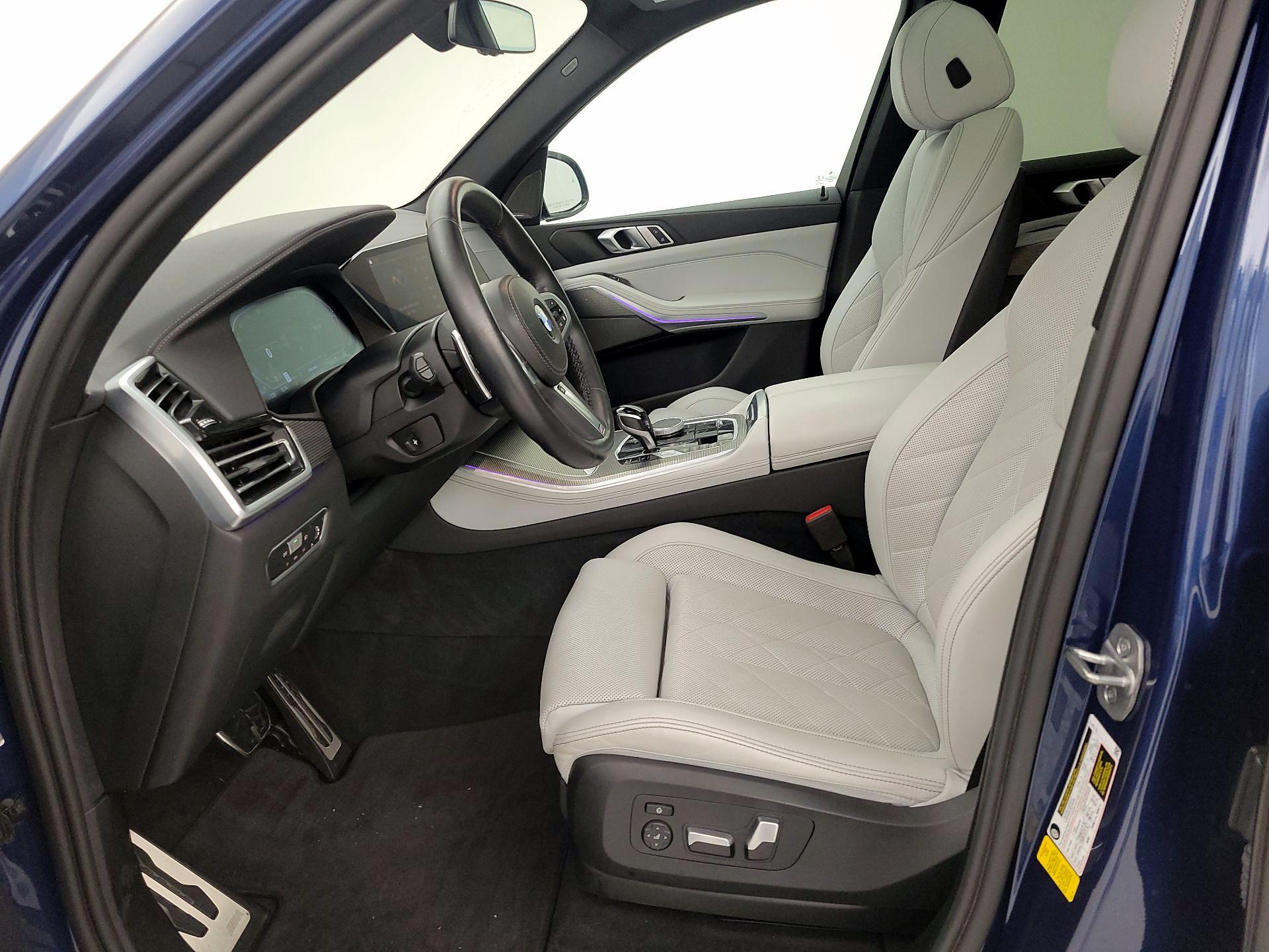 Thumbnail: 2023 BMW X5 - 11