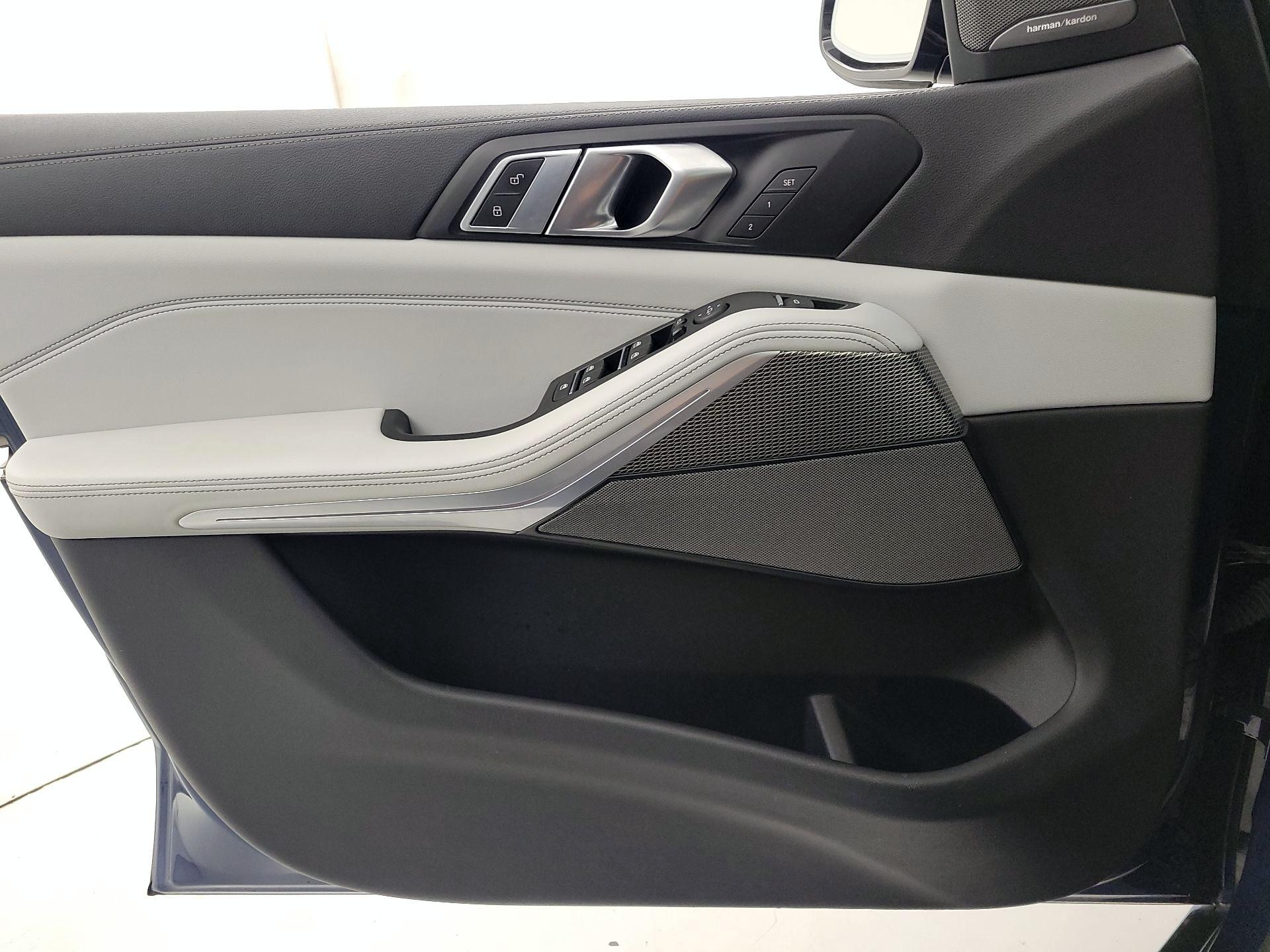 Thumbnail: 2023 BMW X5 - 12