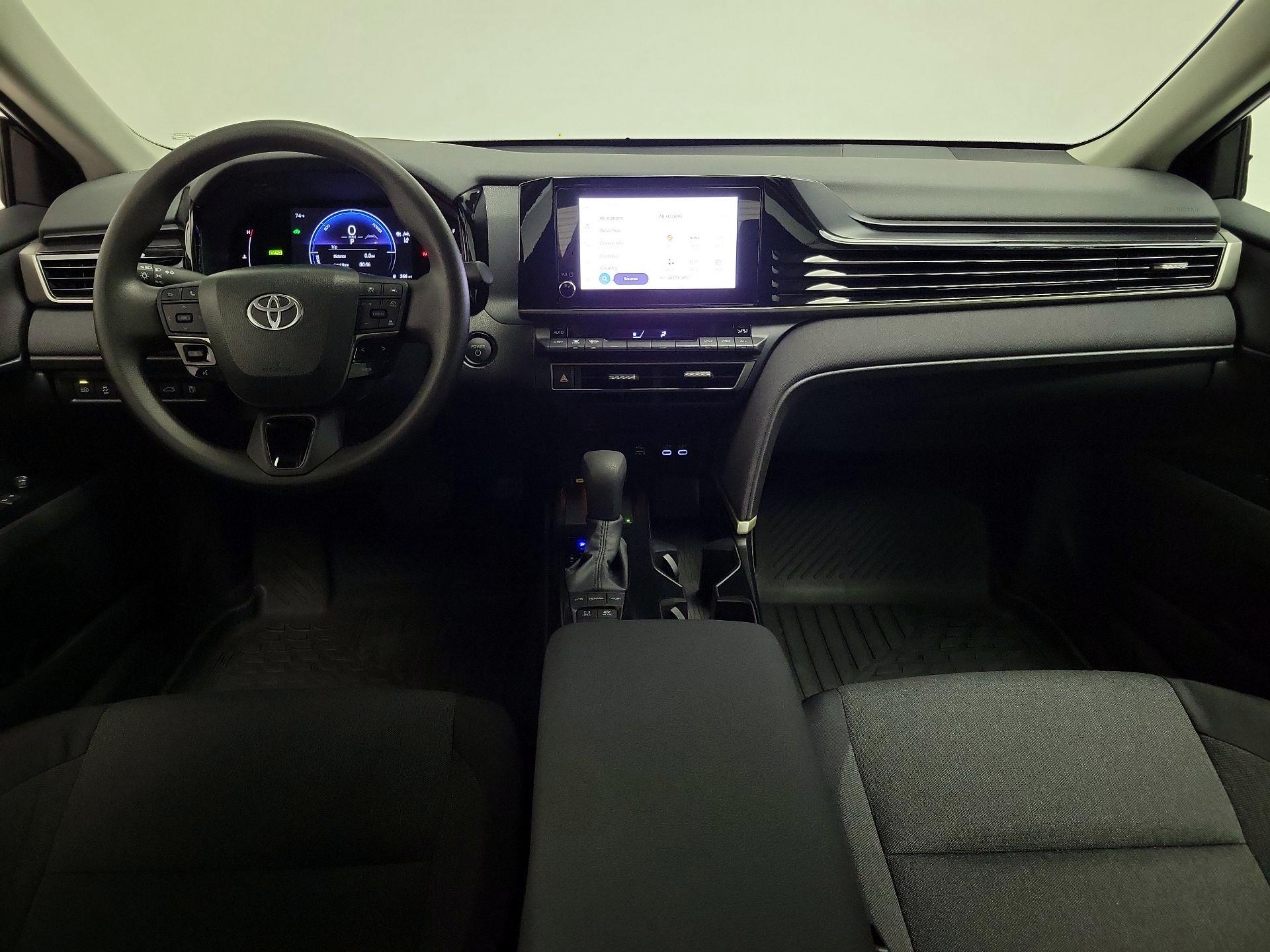 Thumbnail: 2025 Toyota Camry - 9